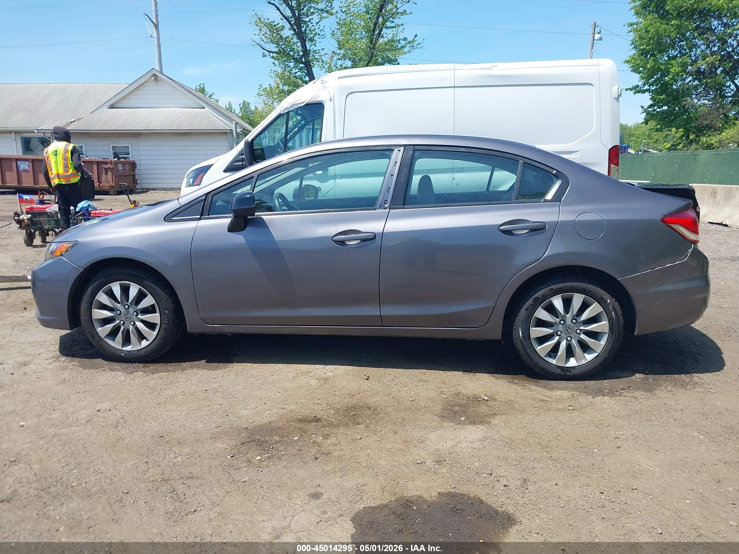 2015 Honda Civic Lx Gray vin: 19XFB2F55FE233052
