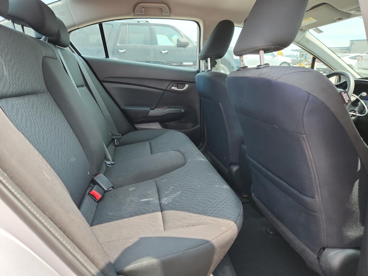 2015 Honda Civic Lx Серебряный vin: 19XFB2F55FE280016