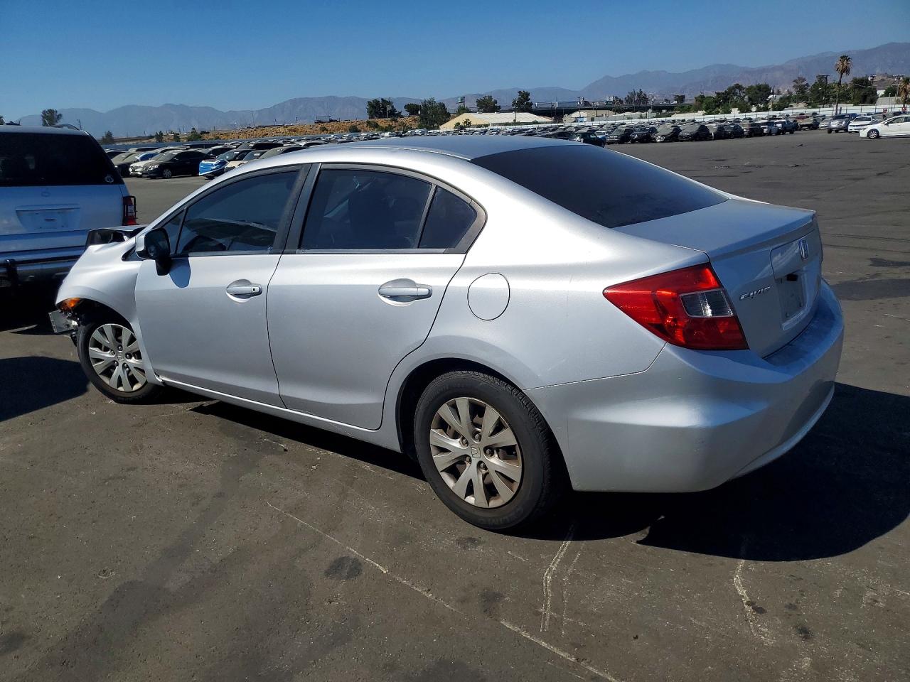 2012 Honda Civic Lx Silver vin: 19XFB2F56CE008716