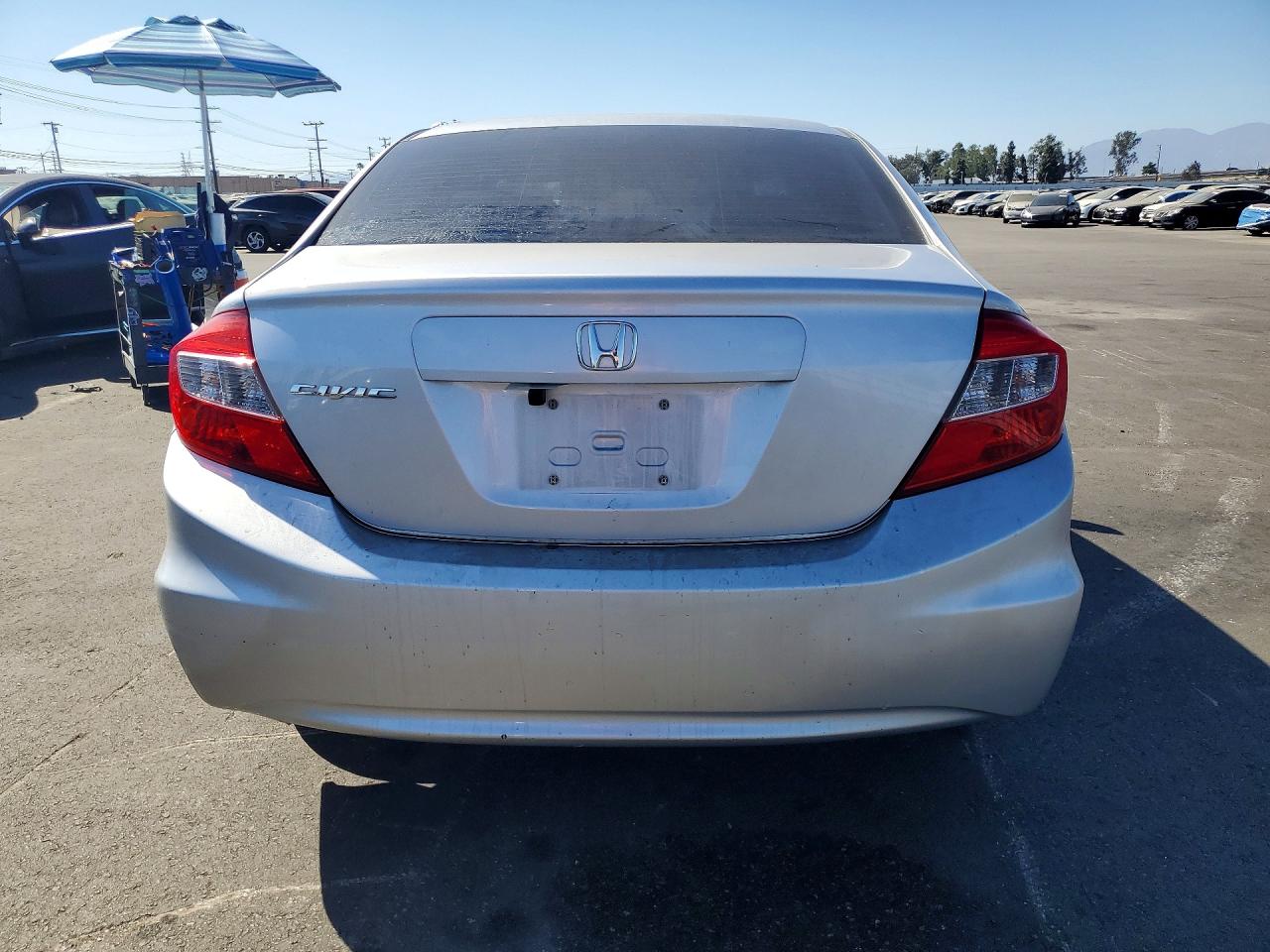 2012 Honda Civic Lx Silver vin: 19XFB2F56CE008716