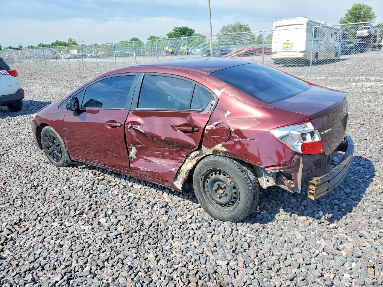 2012 Honda Civic Lx Burgundy vin: 19XFB2F56CE037598