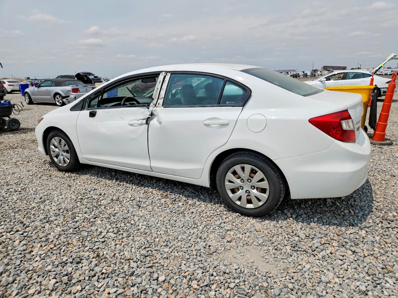 2012 Honda Civic Lx White vin: 19XFB2F56CE084565