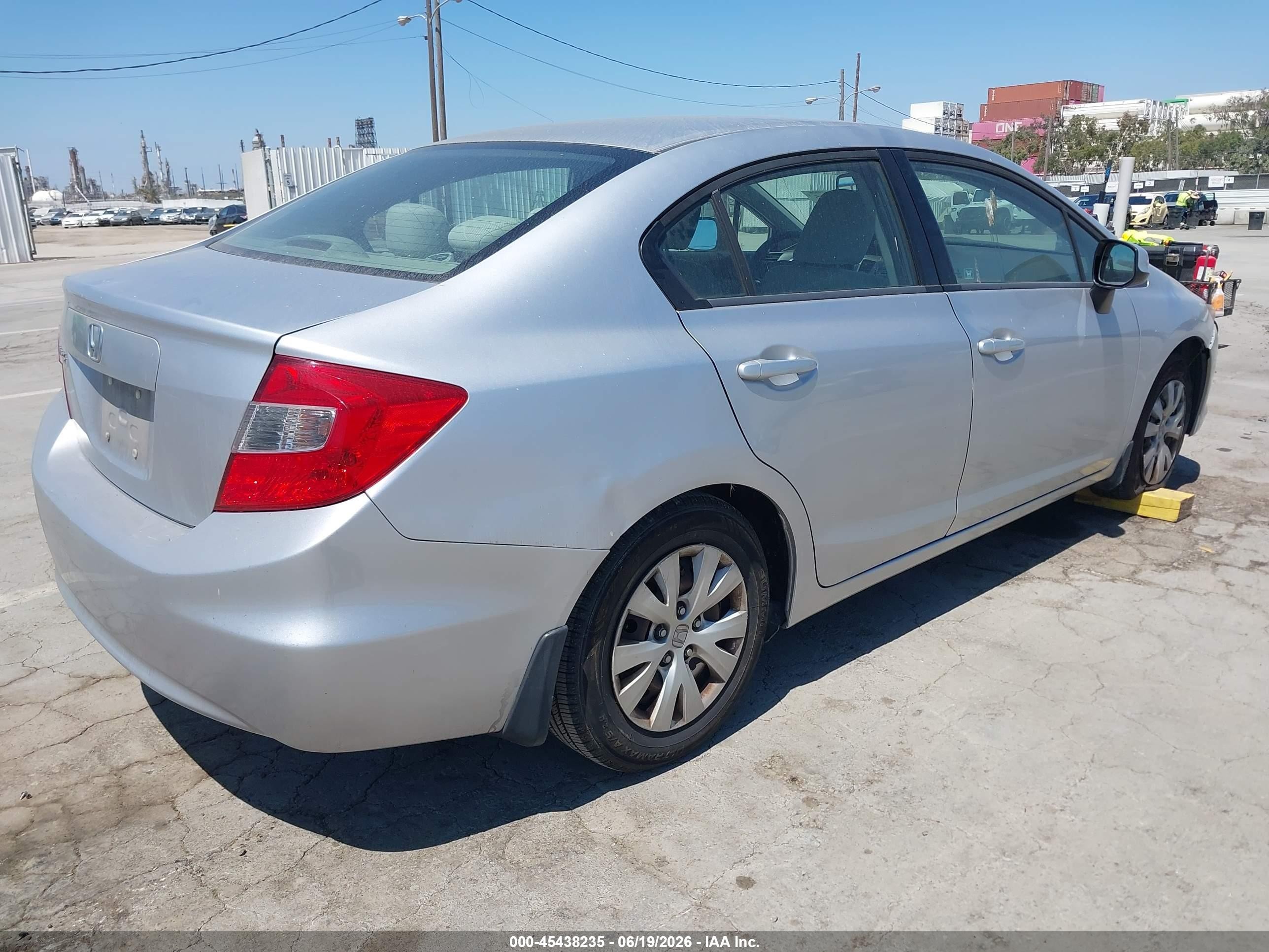 2012 Honda Civic Lx Silver vin: 19XFB2F56CE310541