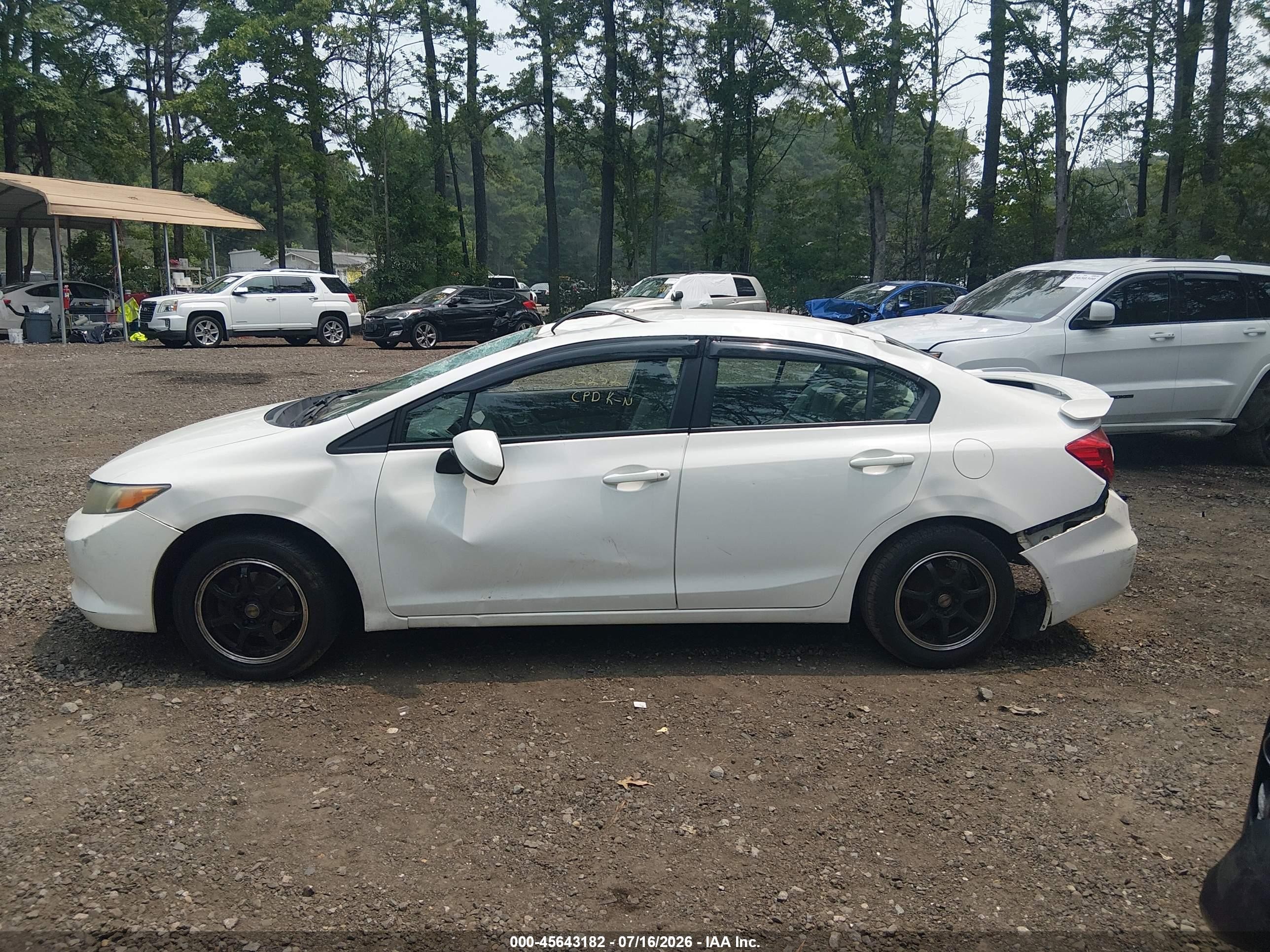 2012 Honda Civic Lx White vin: 19XFB2F56CE327453