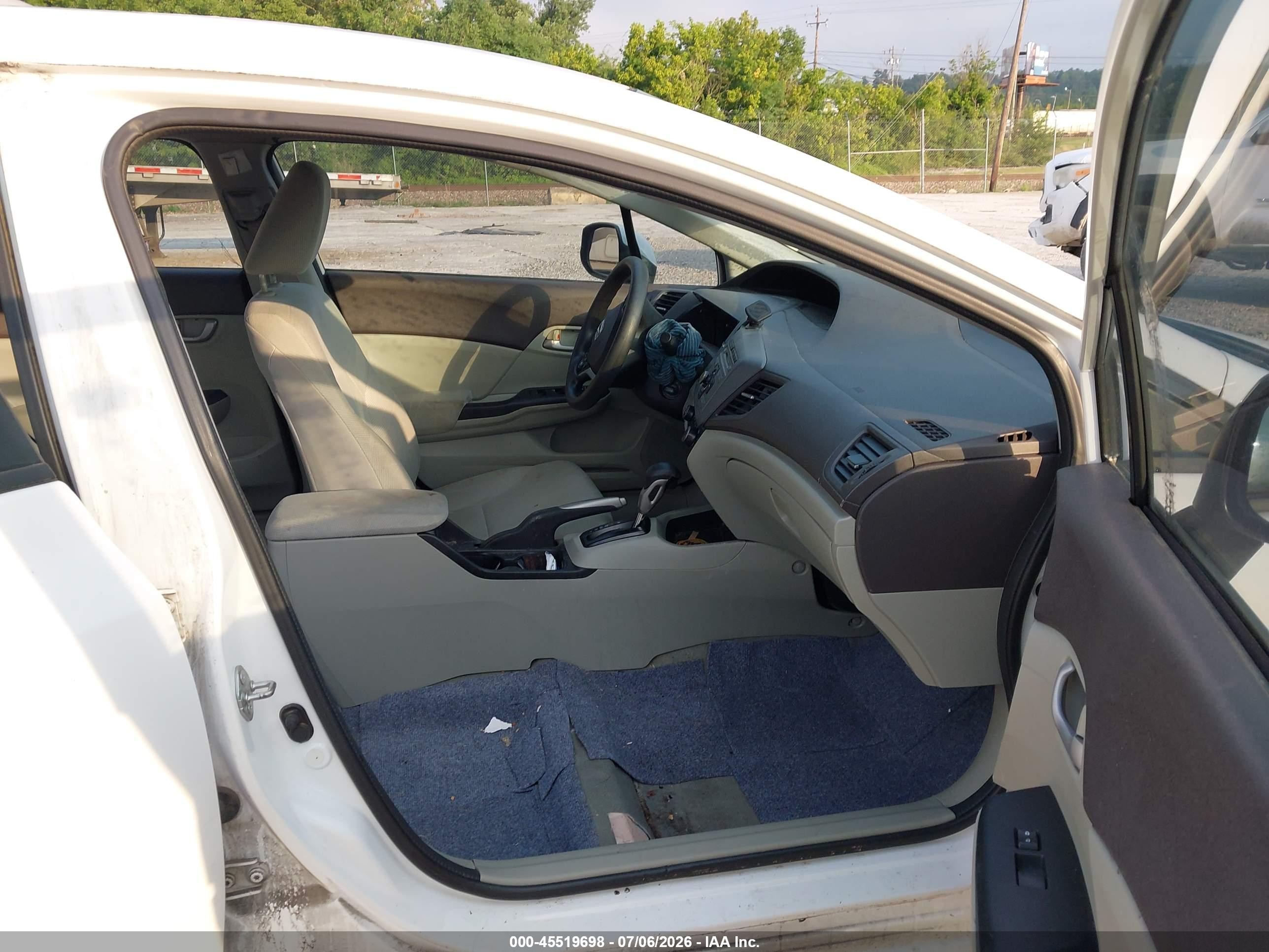 2012 Honda Civic Lx White vin: 19XFB2F56CE337223