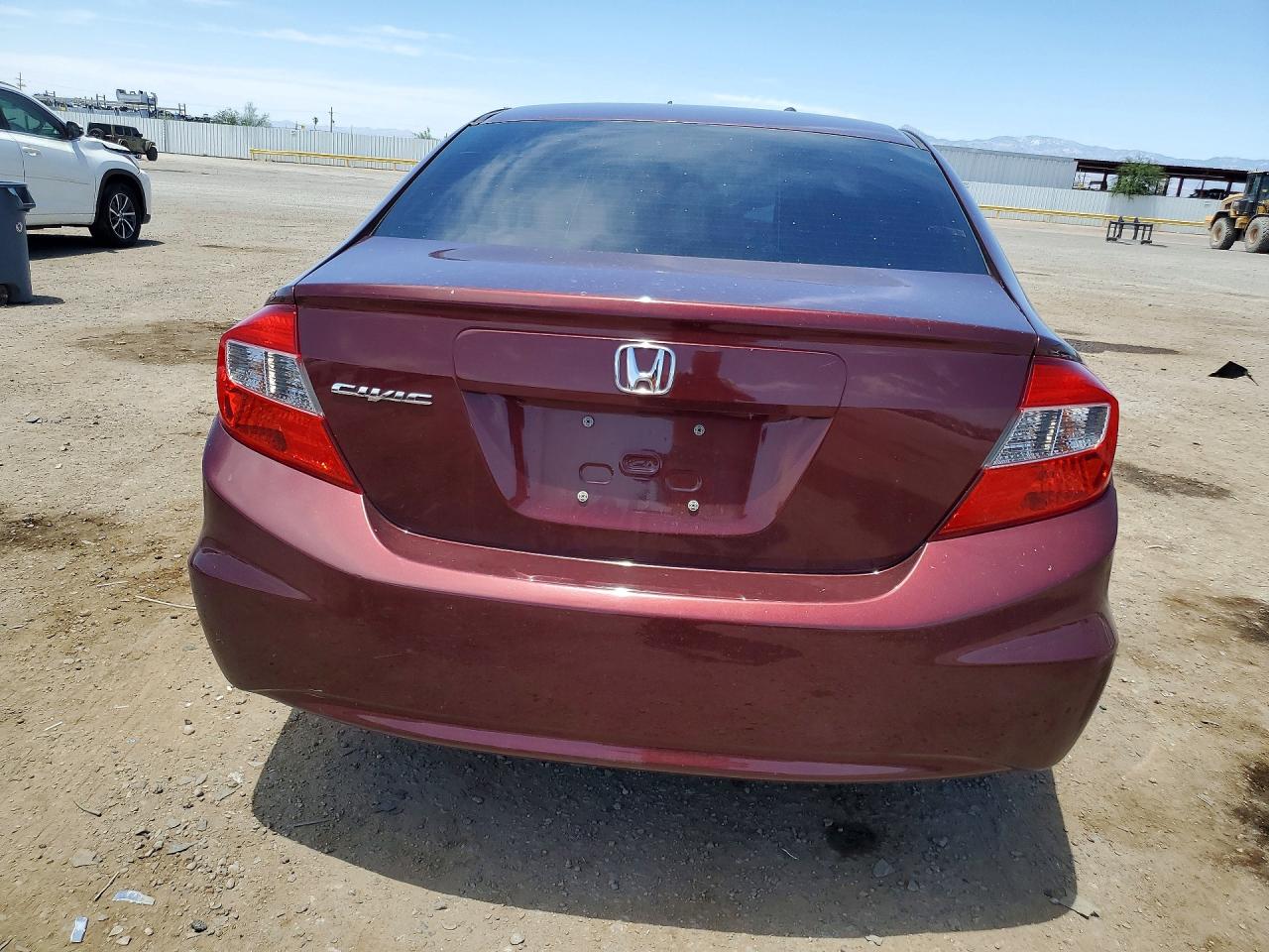 2012 Honda Civic Lx Burgundy vin: 19XFB2F56CE357326