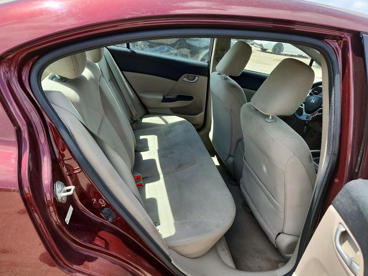 2012 Honda Civic Lx Burgundy vin: 19XFB2F56CE369458
