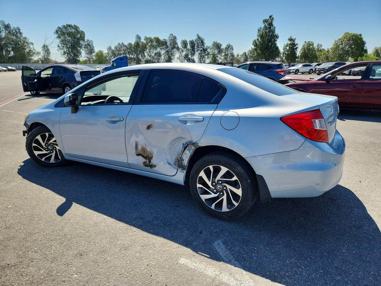 2012 Honda Civic Lx Серебряный vin: 19XFB2F56CE374028