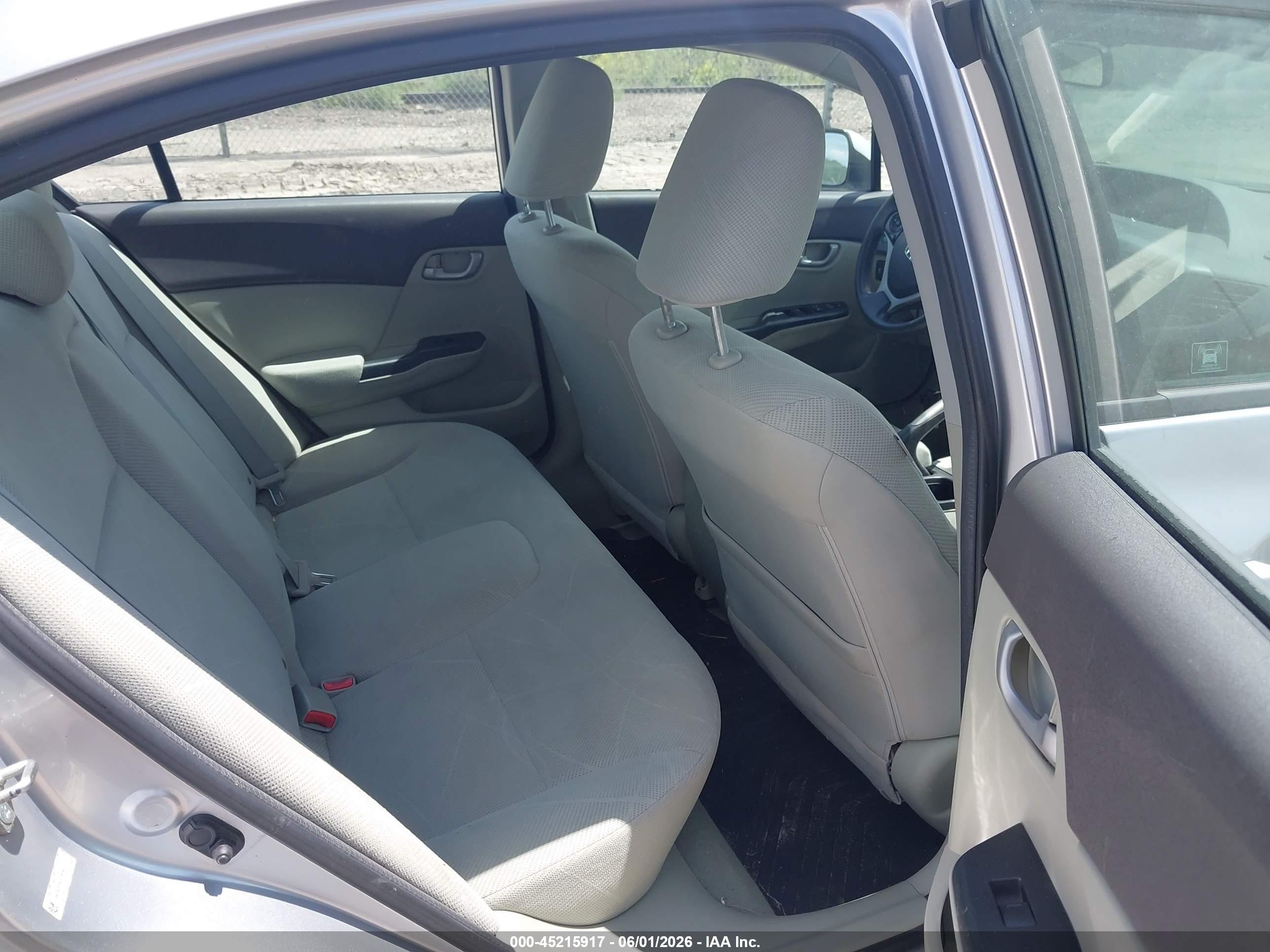 2012 Honda Civic Lx Silver vin: 19XFB2F56CE380931