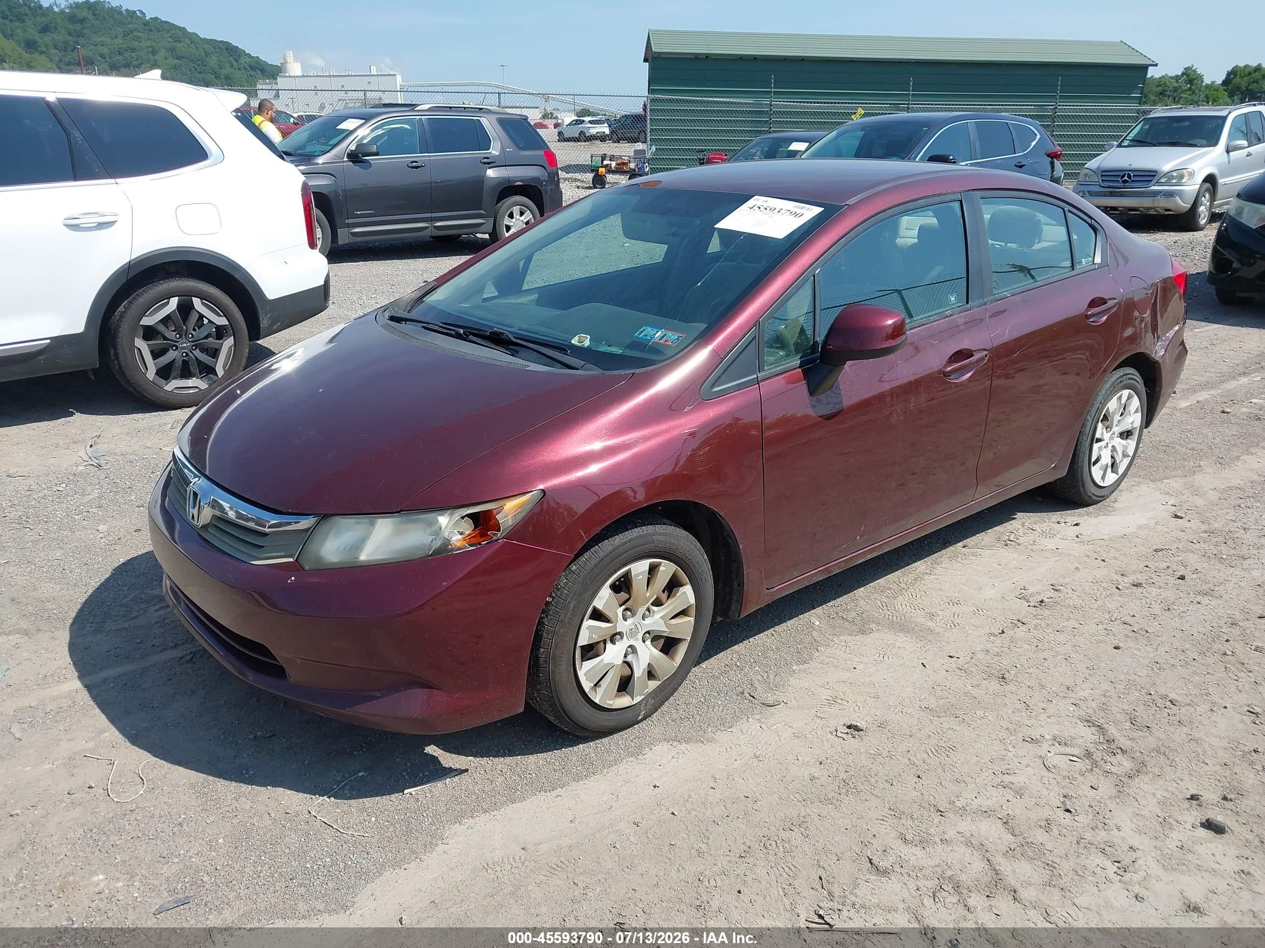 2012 Honda Civic Lx Burgundy vin: 19XFB2F56CE390374