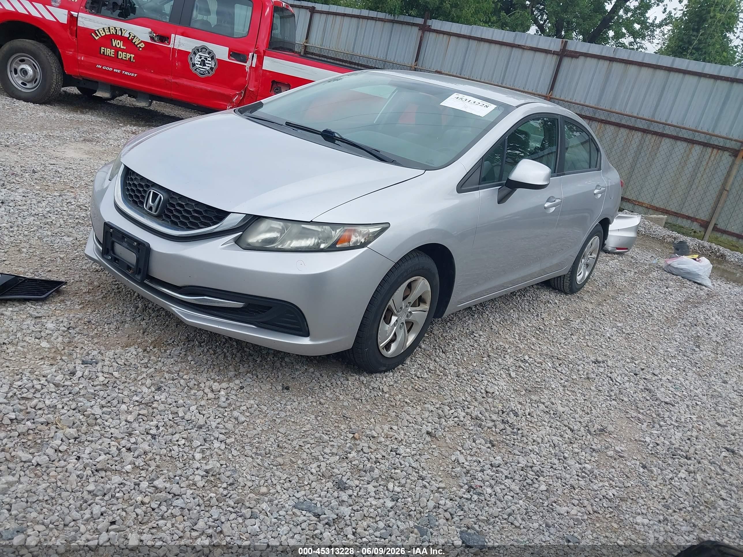 2013 Honda Civic Lx Silver vin: 19XFB2F56DE026215