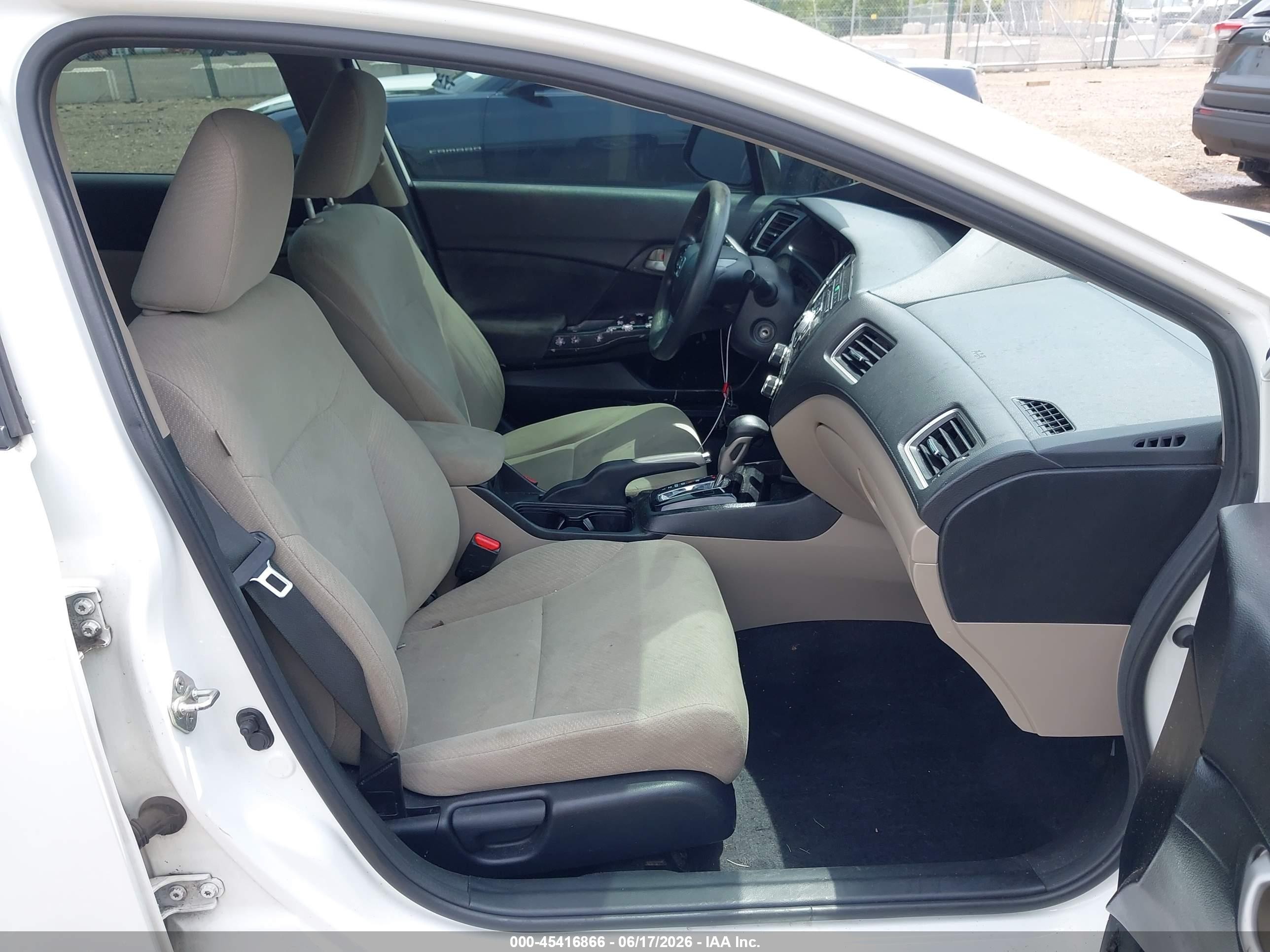 2013 Honda Civic Lx White vin: 19XFB2F56DE094451