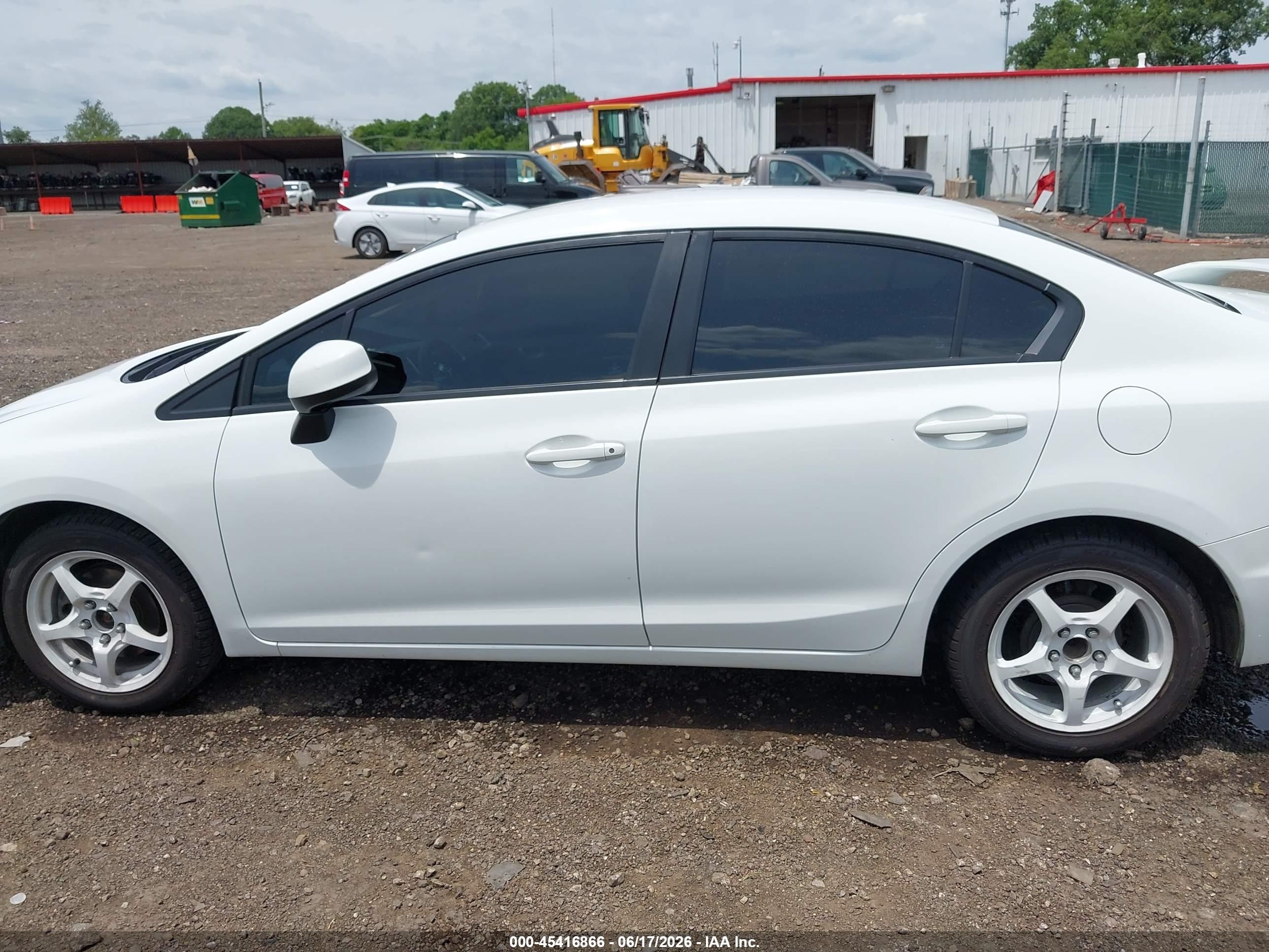 2013 Honda Civic Lx White vin: 19XFB2F56DE094451