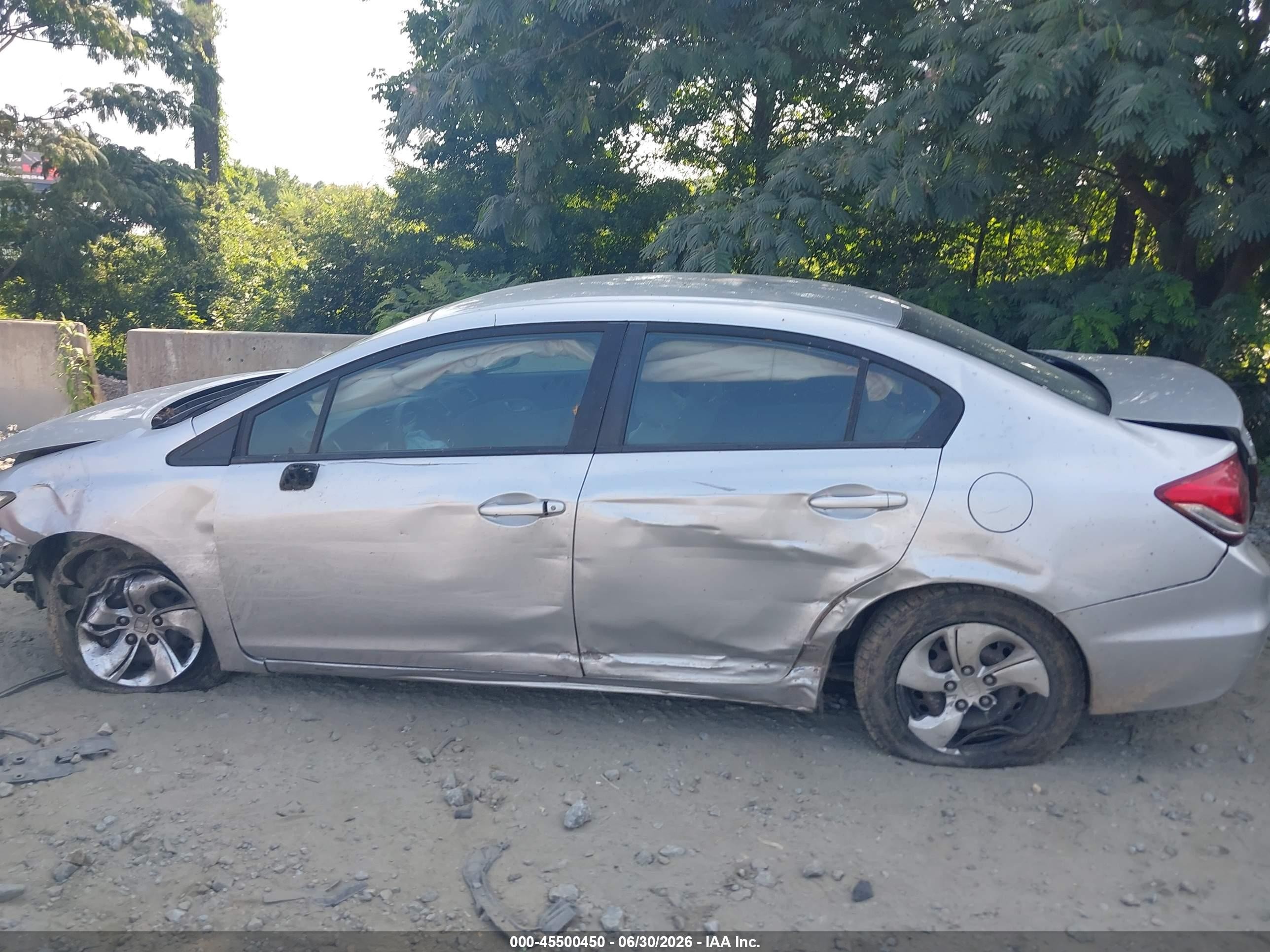2014 Honda Civic Lx Silver vin: 19XFB2F56EE002255