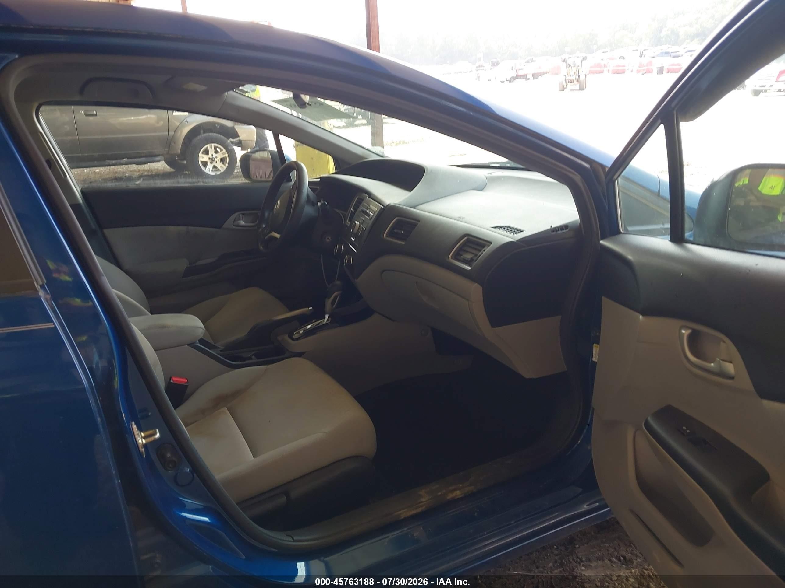 2014 Honda Civic Lx Синий vin: 19XFB2F56EE008346