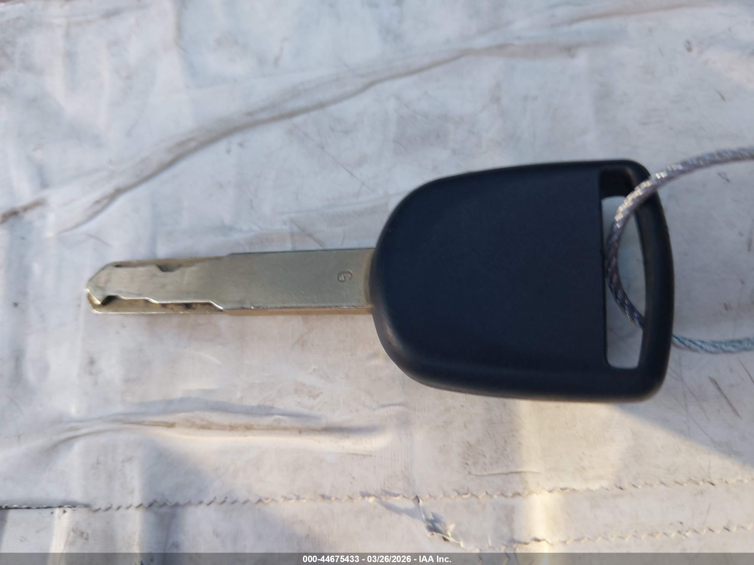 2014 Honda Civic Lx Серебряный vin: 19XFB2F56EE016236