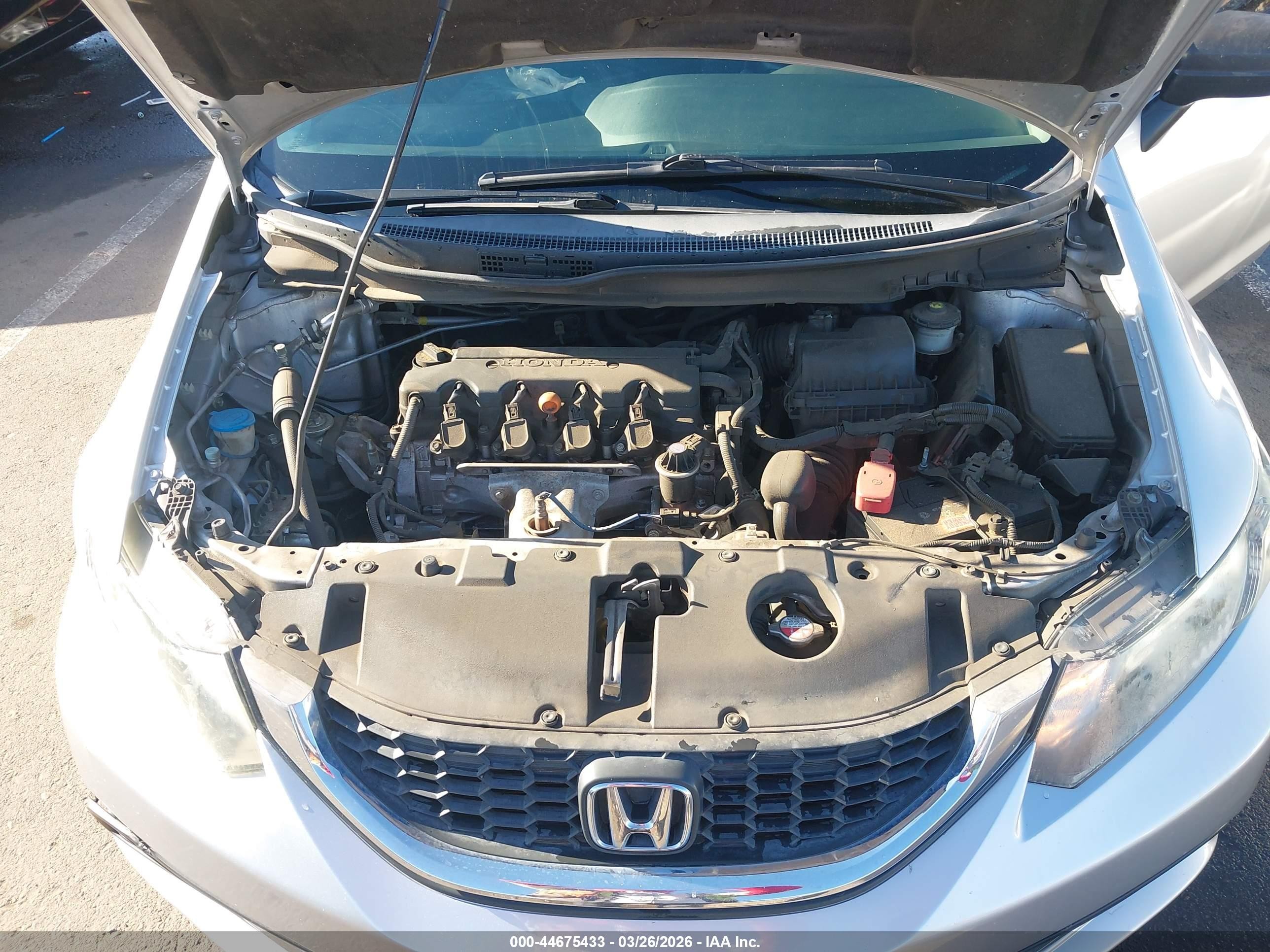 2014 Honda Civic Lx Серебряный vin: 19XFB2F56EE016236