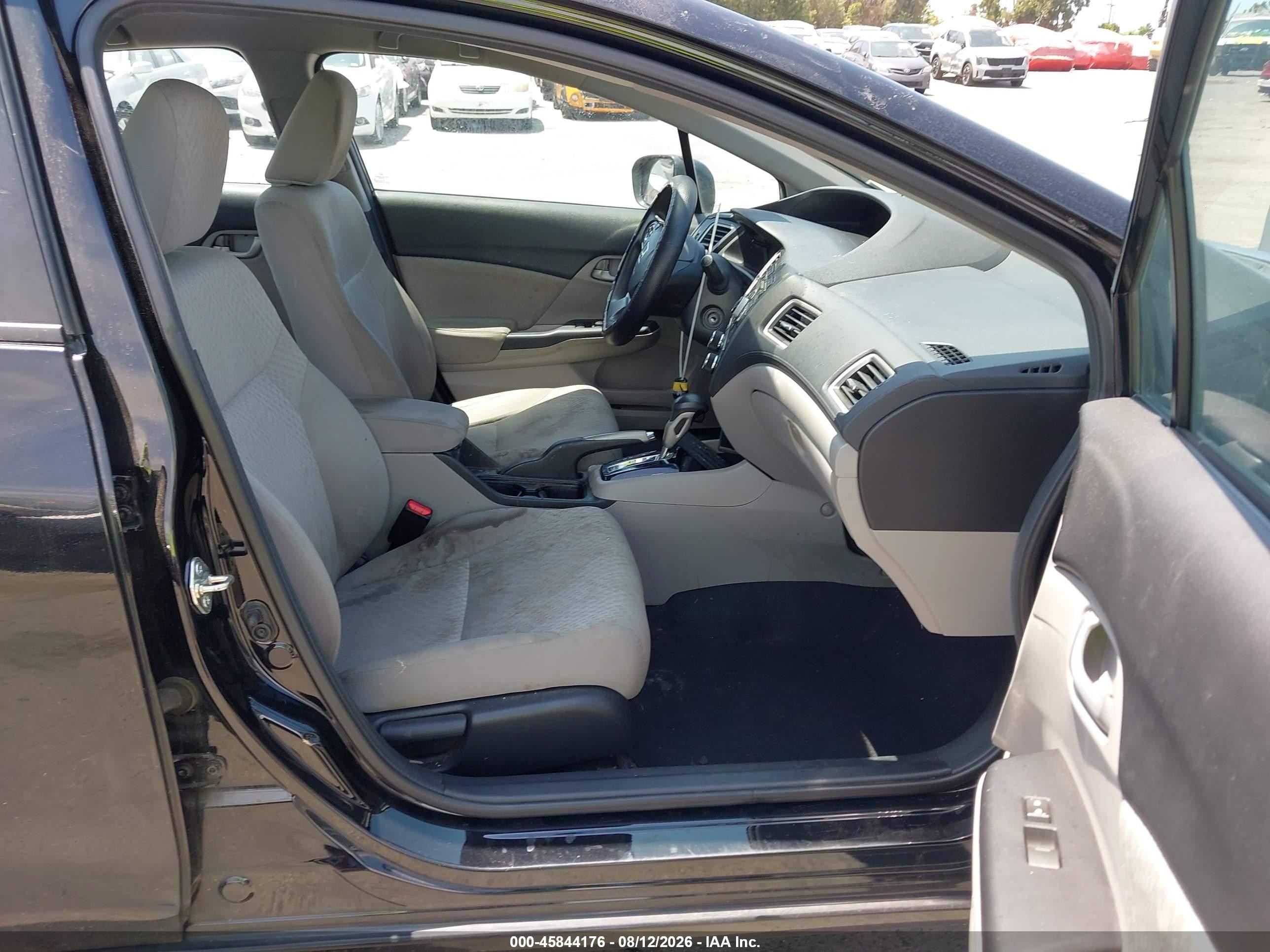 2014 Honda Civic Lx Черный vin: 19XFB2F56EE030783