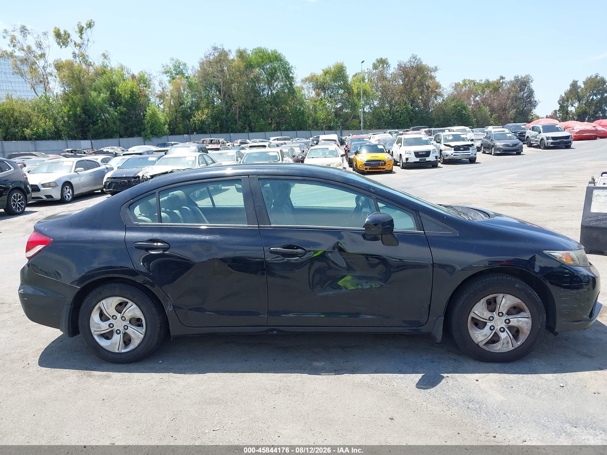2014 Honda Civic Lx Черный vin: 19XFB2F56EE030783