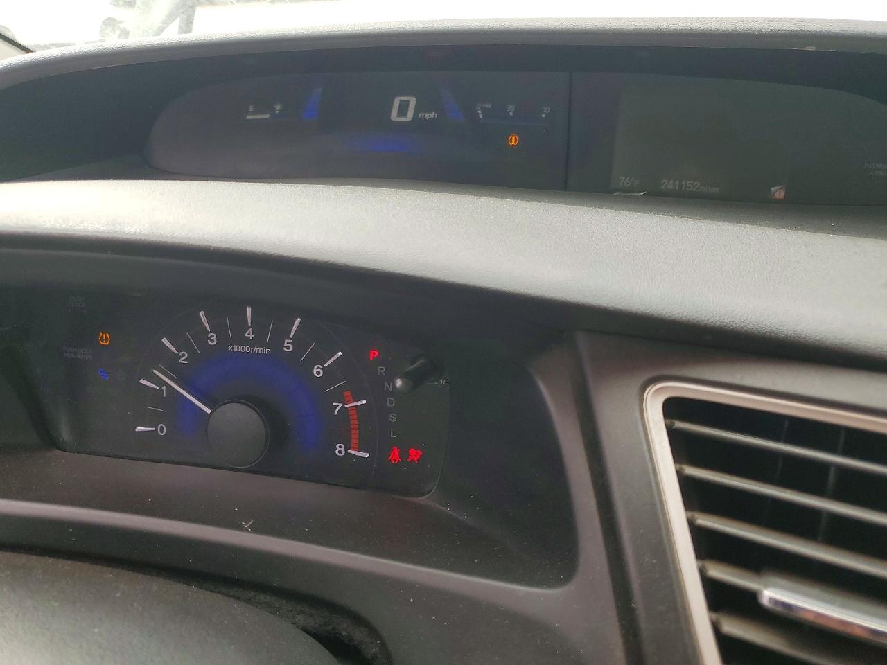 2014 Honda Civic Lx Черный vin: 19XFB2F56EE032601