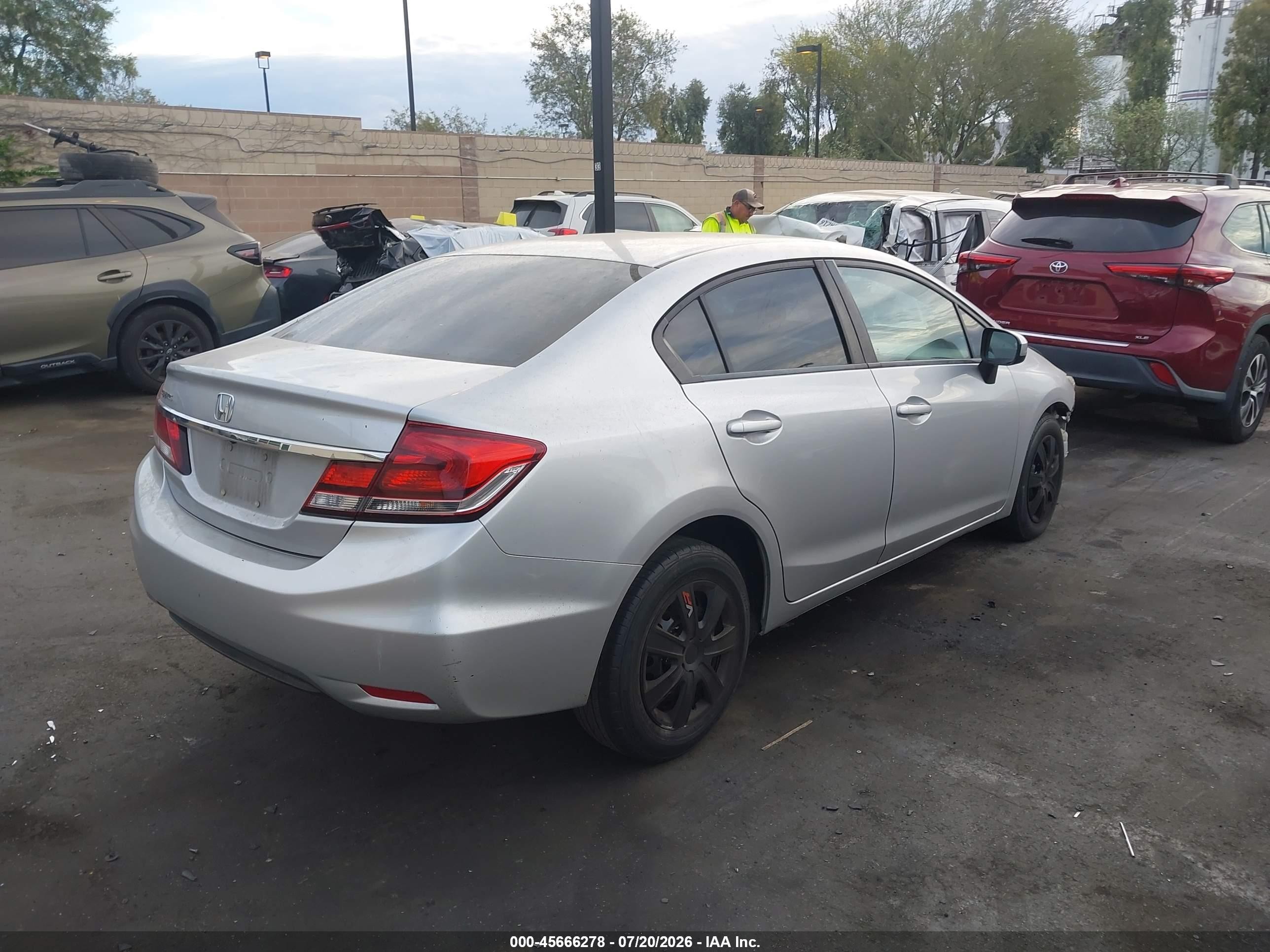 2014 Honda Civic Lx Серебряный vin: 19XFB2F56EE230207