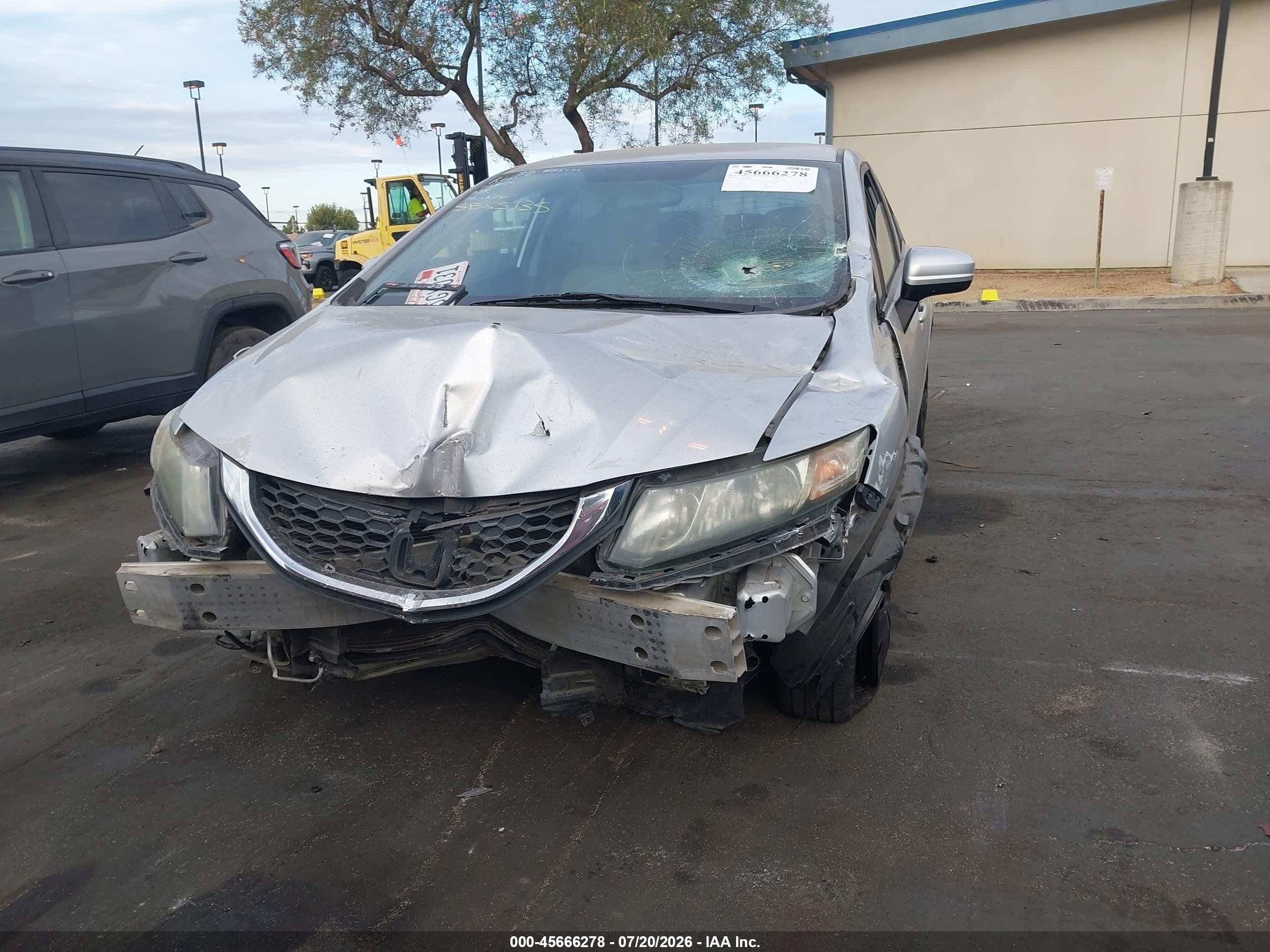 2014 Honda Civic Lx Серебряный vin: 19XFB2F56EE230207