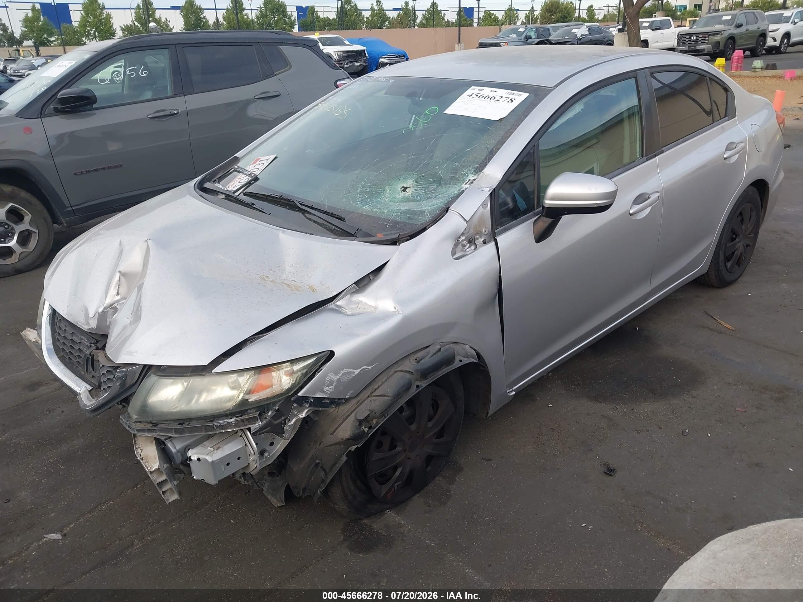 2014 Honda Civic Lx Серебряный vin: 19XFB2F56EE230207