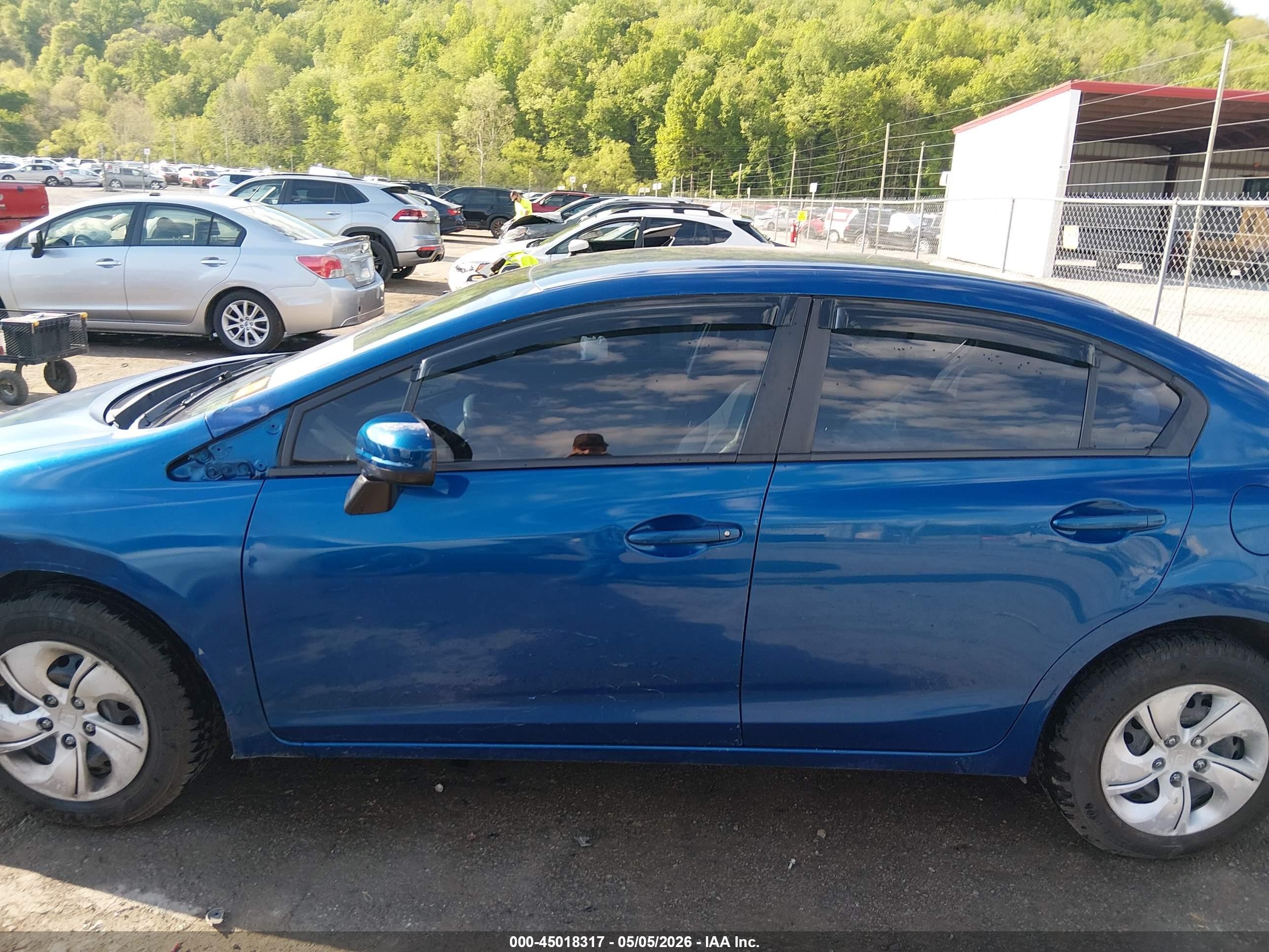 2014 Honda Civic Lx Blue vin: 19XFB2F56EE237559