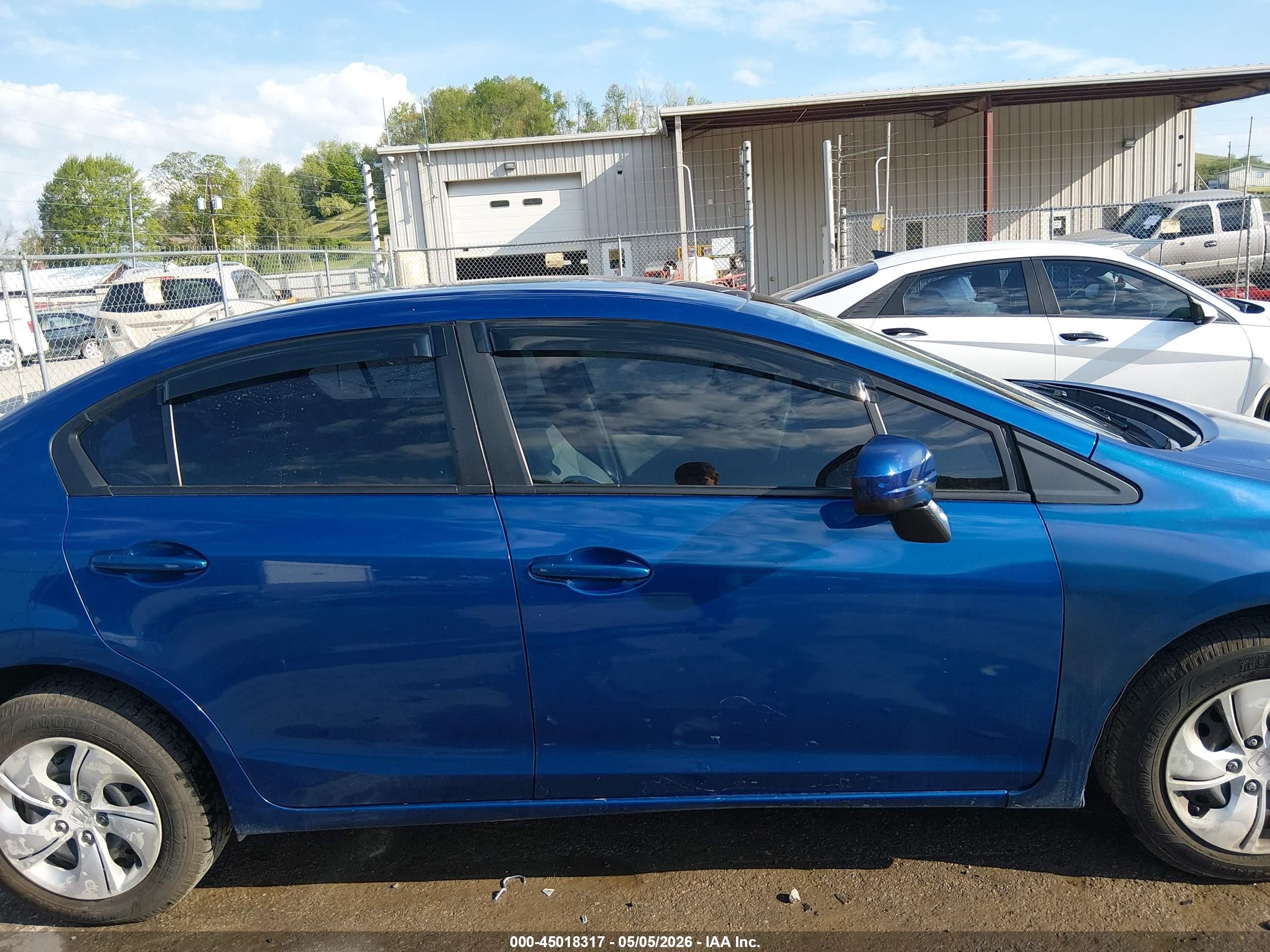 2014 Honda Civic Lx Blue vin: 19XFB2F56EE237559
