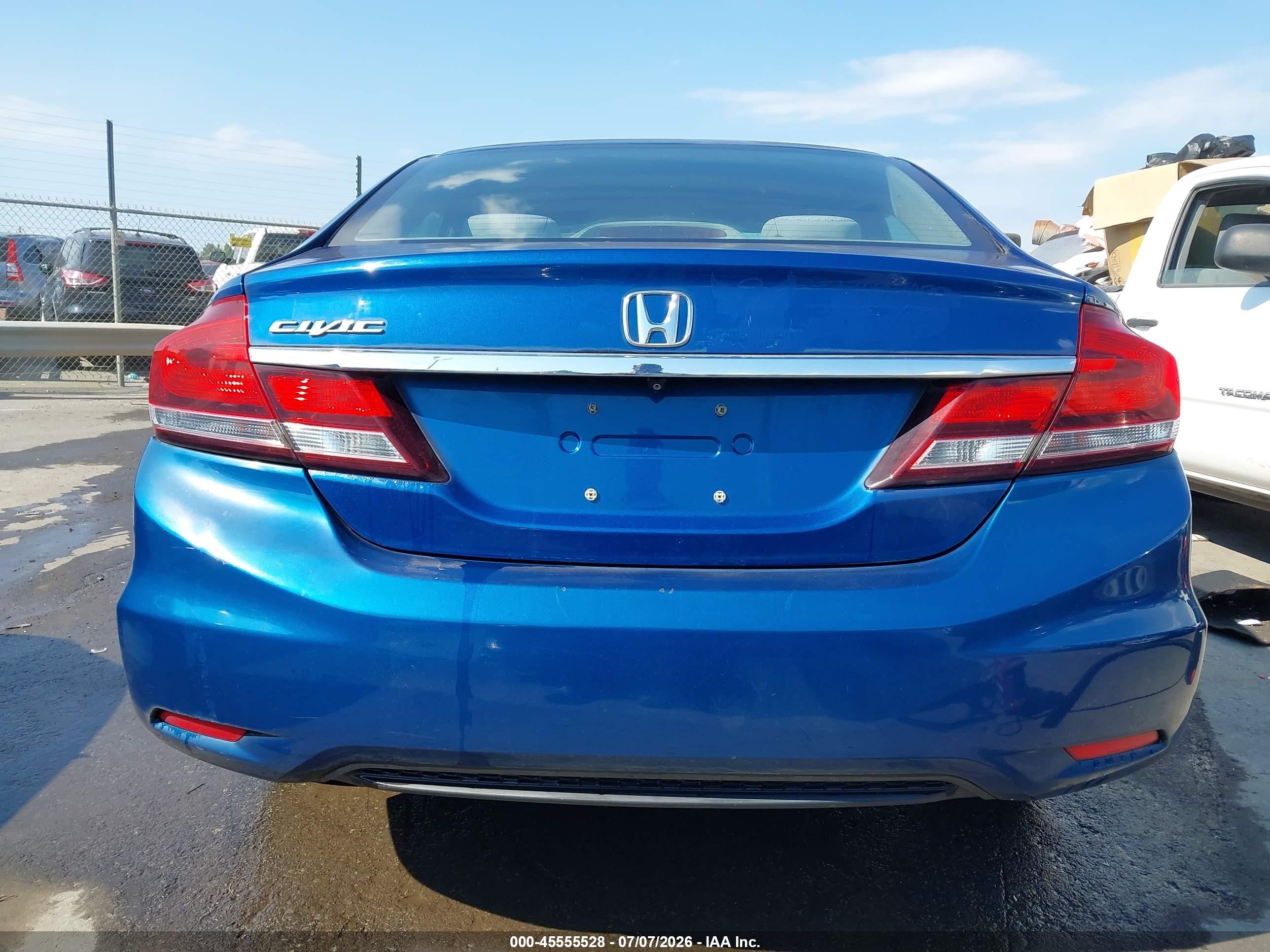 2015 Honda Civic Lx Blue vin: 19XFB2F56FE079323