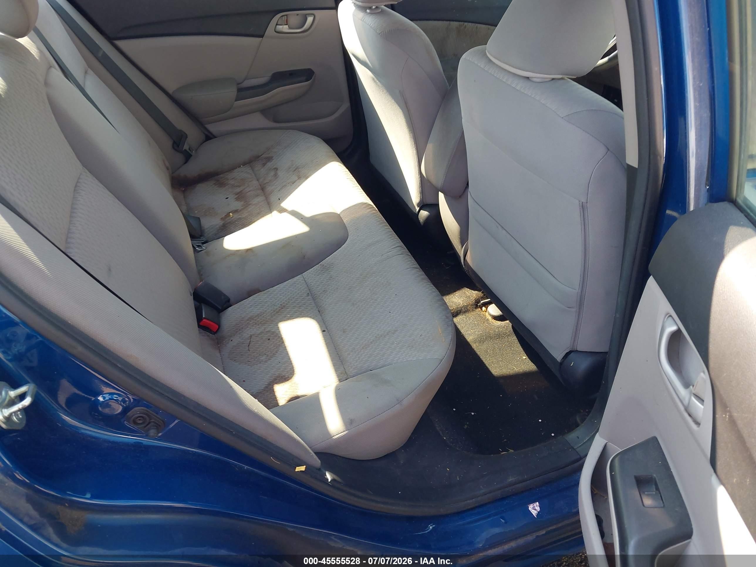 2015 Honda Civic Lx Blue vin: 19XFB2F56FE079323