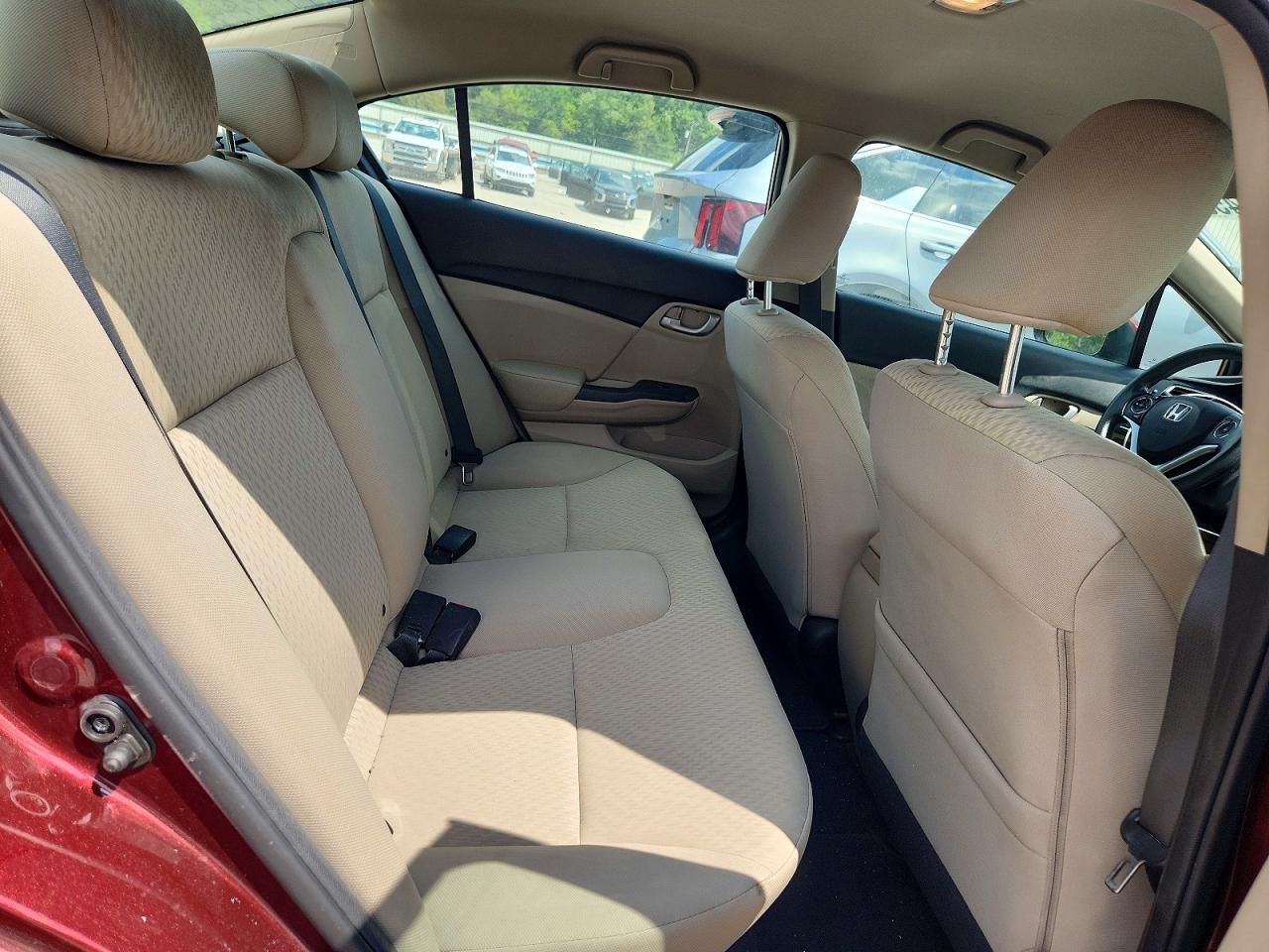2015 Honda Civic Lx Burgundy vin: 19XFB2F56FE290702