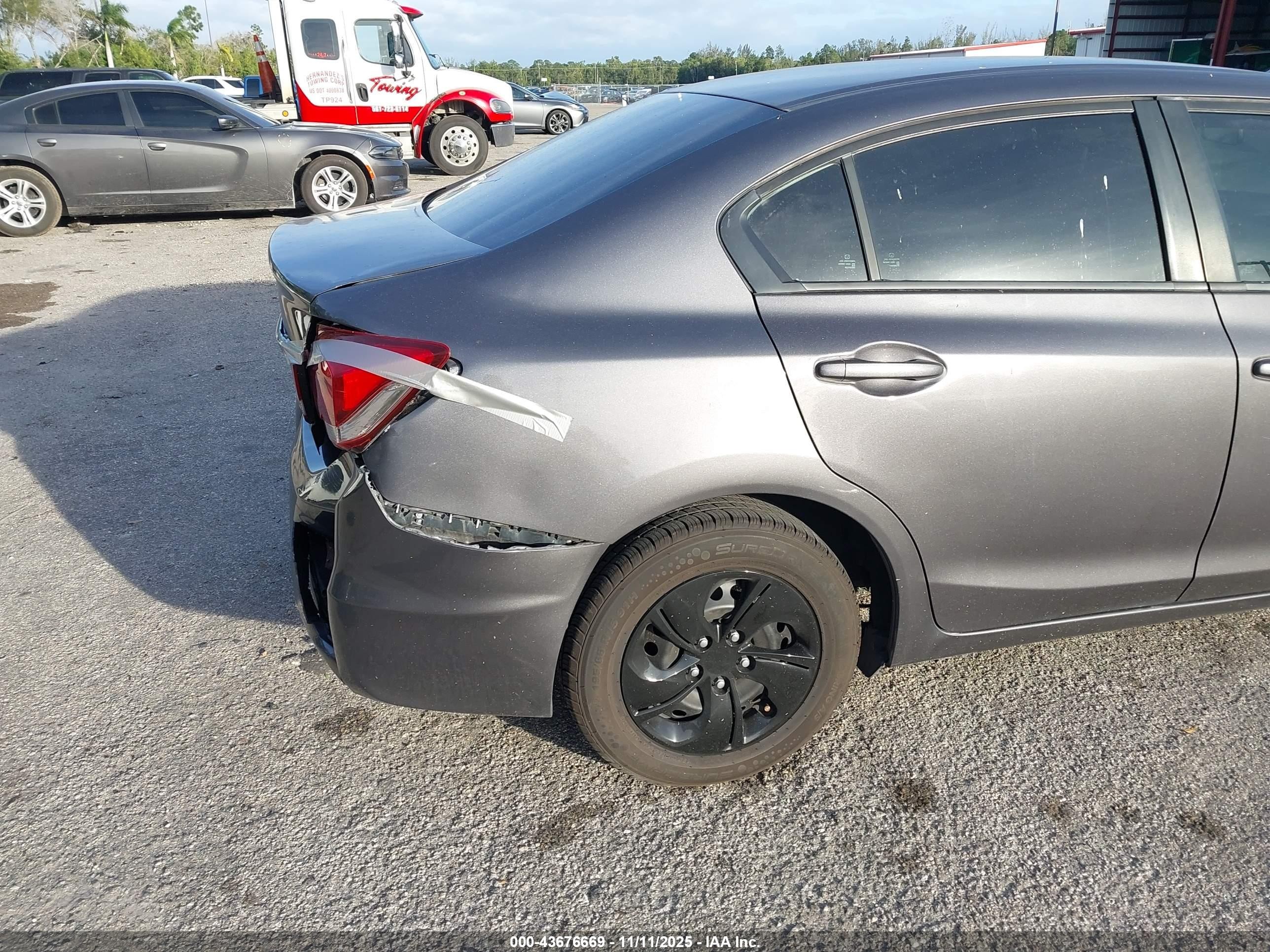 2015 Honda Civic Lx Gray vin: 19XFB2F56FE705923