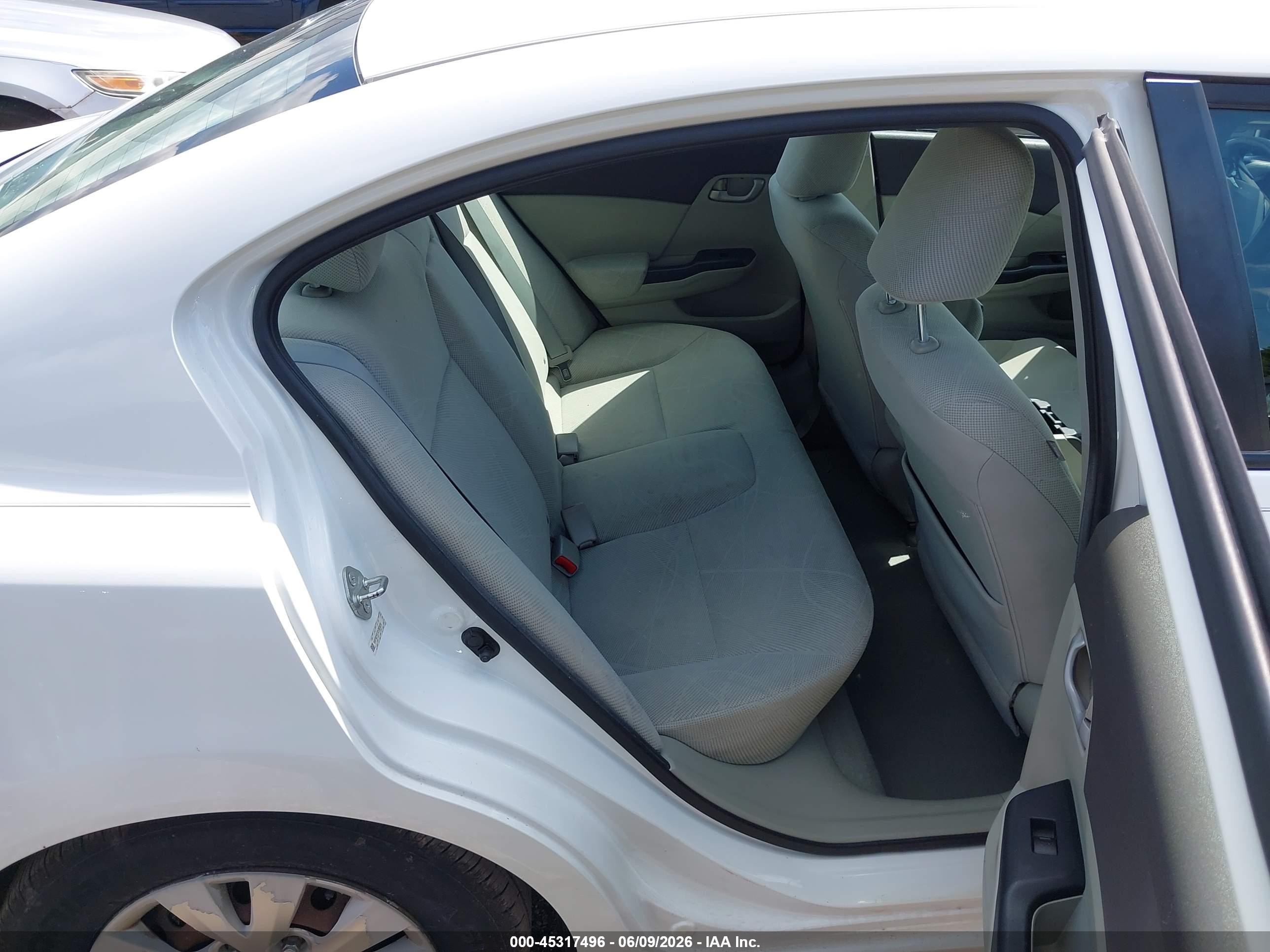 2012 Honda Civic Lx White vin: 19XFB2F57CE003038