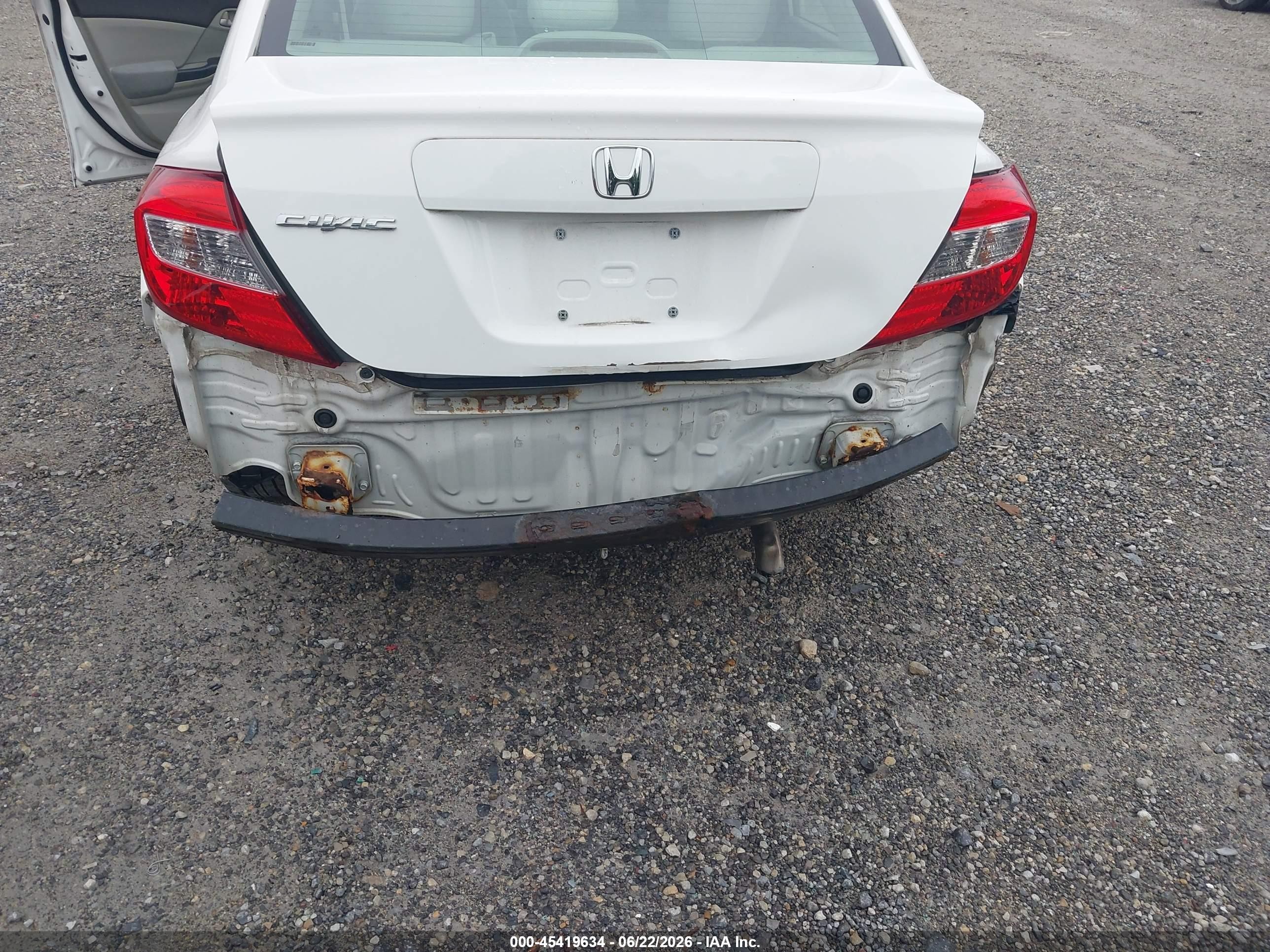 2012 Honda Civic Lx White vin: 19XFB2F57CE011690