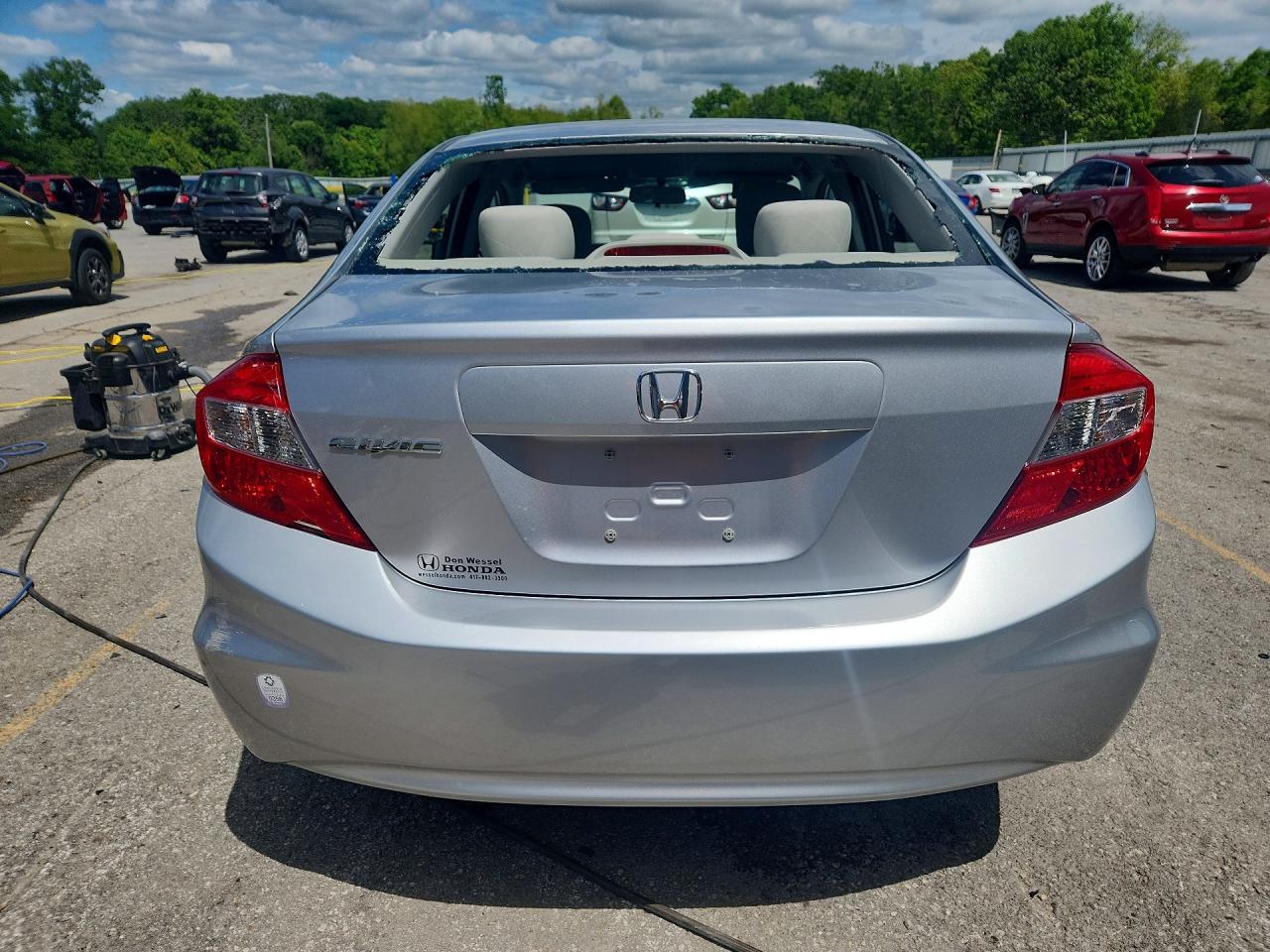 2012 Honda Civic Lx Silver vin: 19XFB2F57CE100417
