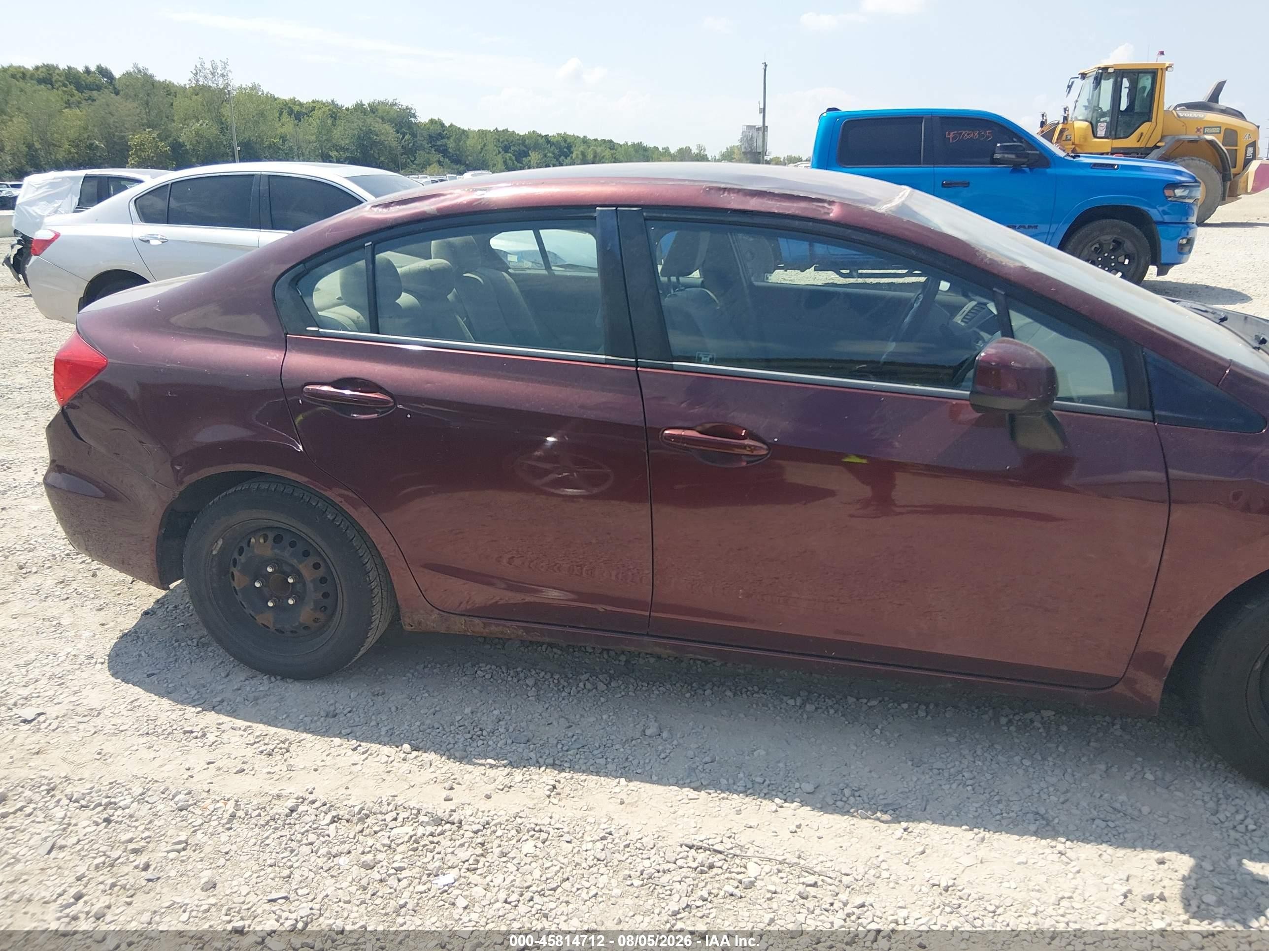 2012 Honda Civic Lx Burgundy vin: 19XFB2F57CE108968