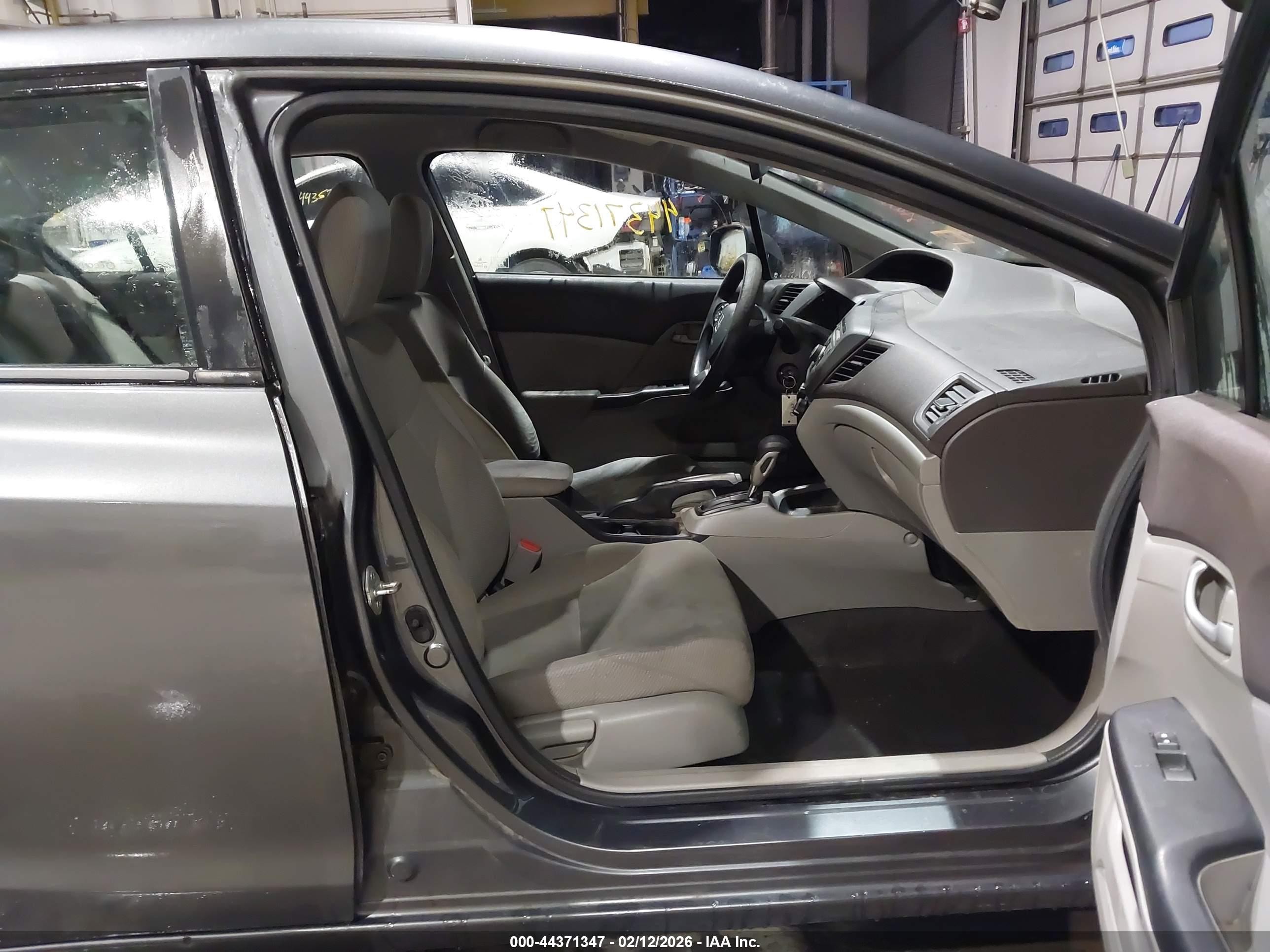 2012 Honda Civic Lx Gray vin: 19XFB2F57CE341992