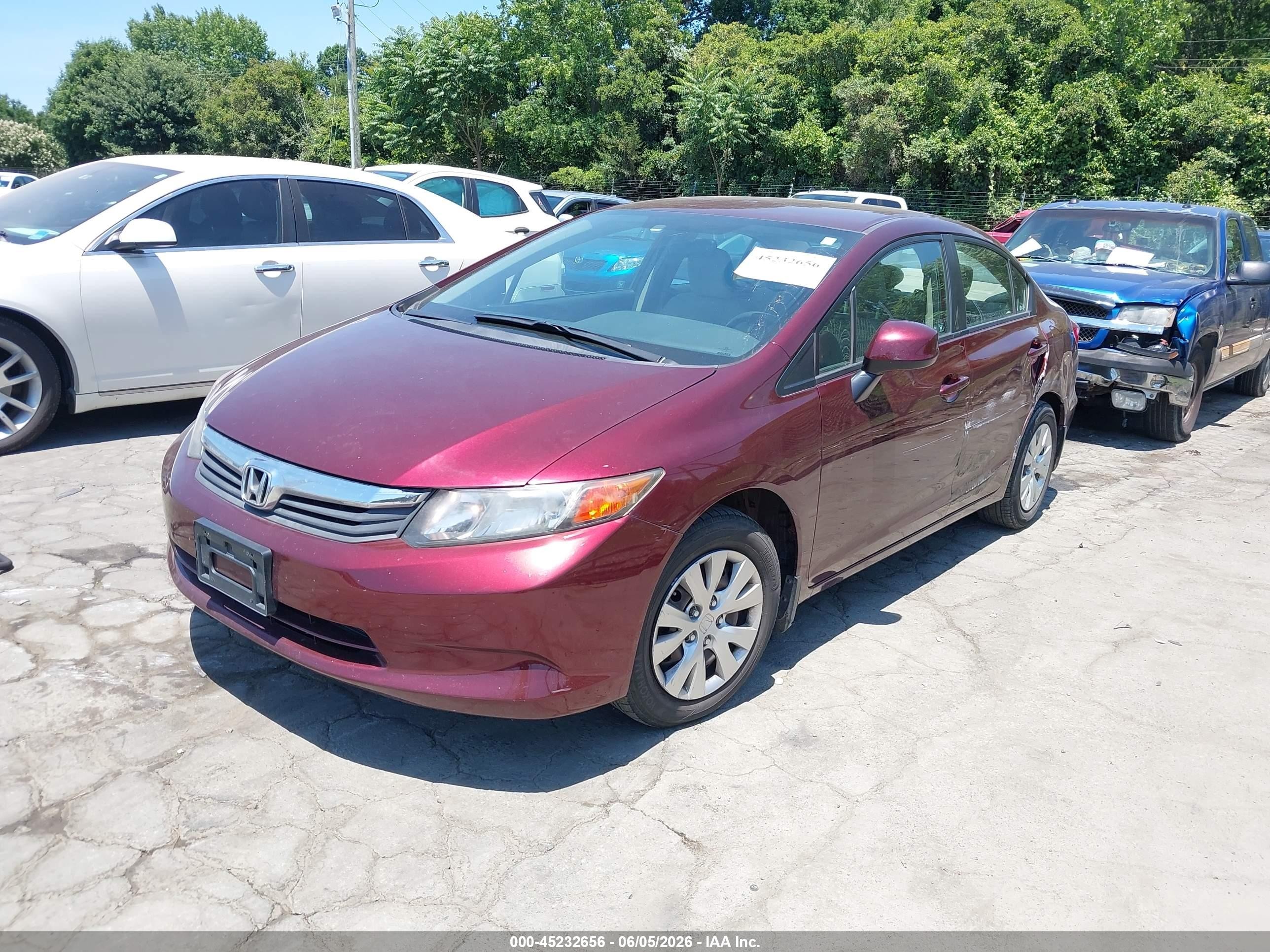 2012 Honda Civic Lx Burgundy vin: 19XFB2F57CE358677