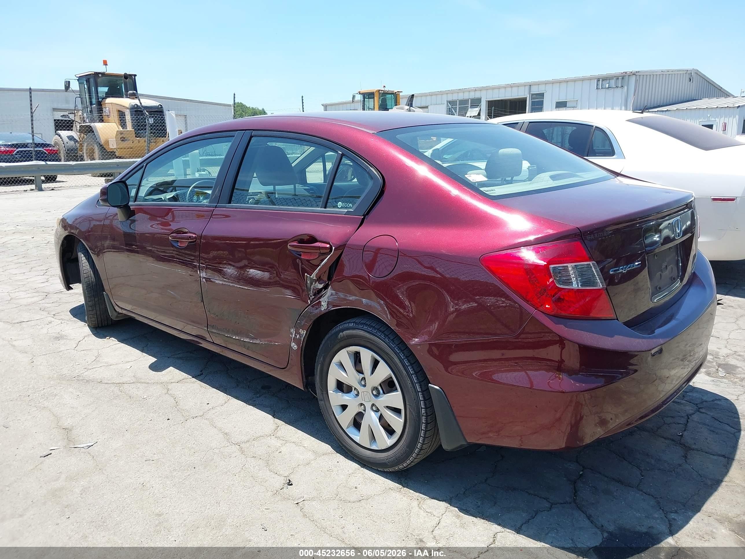 2012 Honda Civic Lx Burgundy vin: 19XFB2F57CE358677