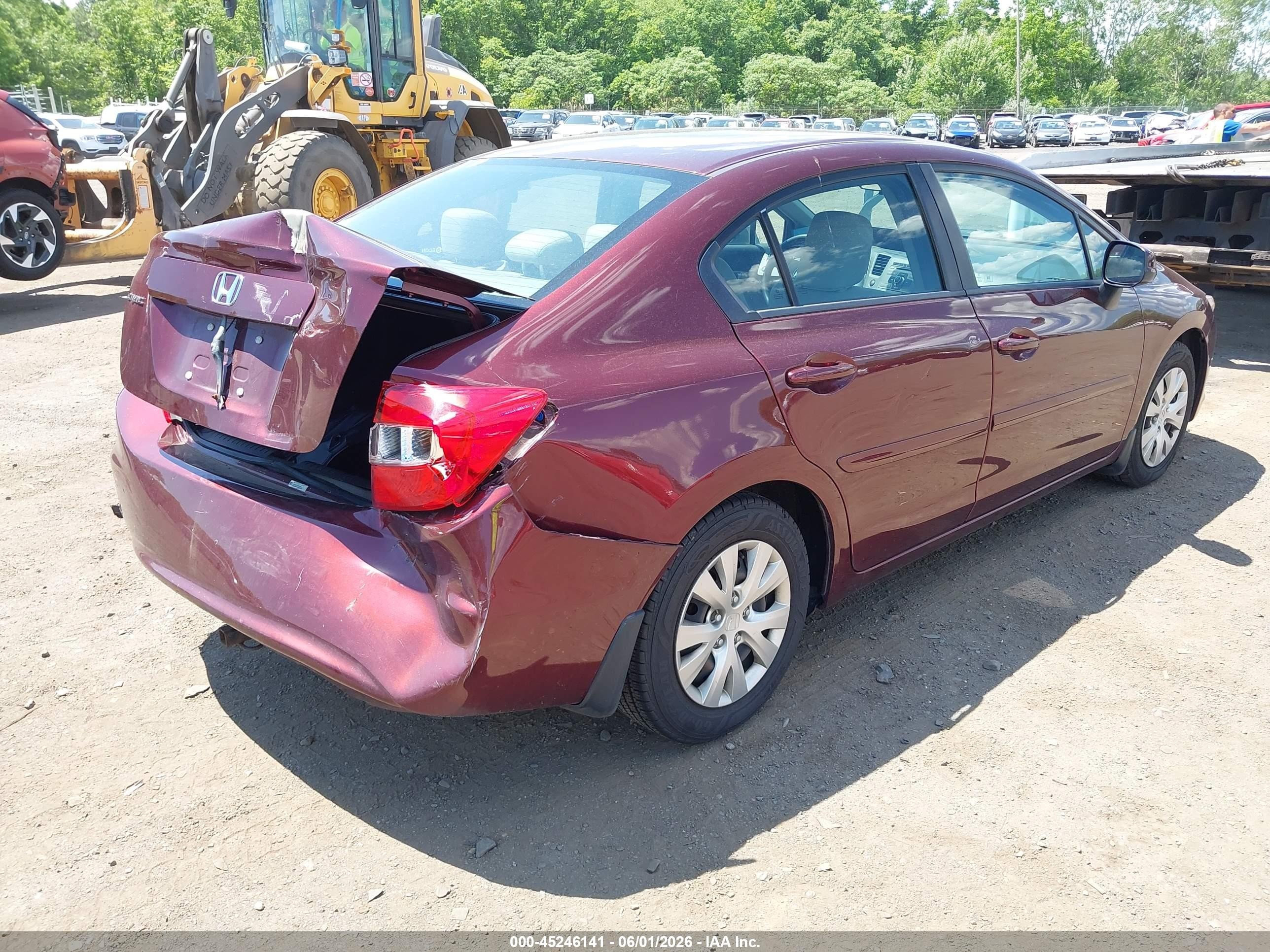 2012 Honda Civic Lx Красный vin: 19XFB2F57CE364141