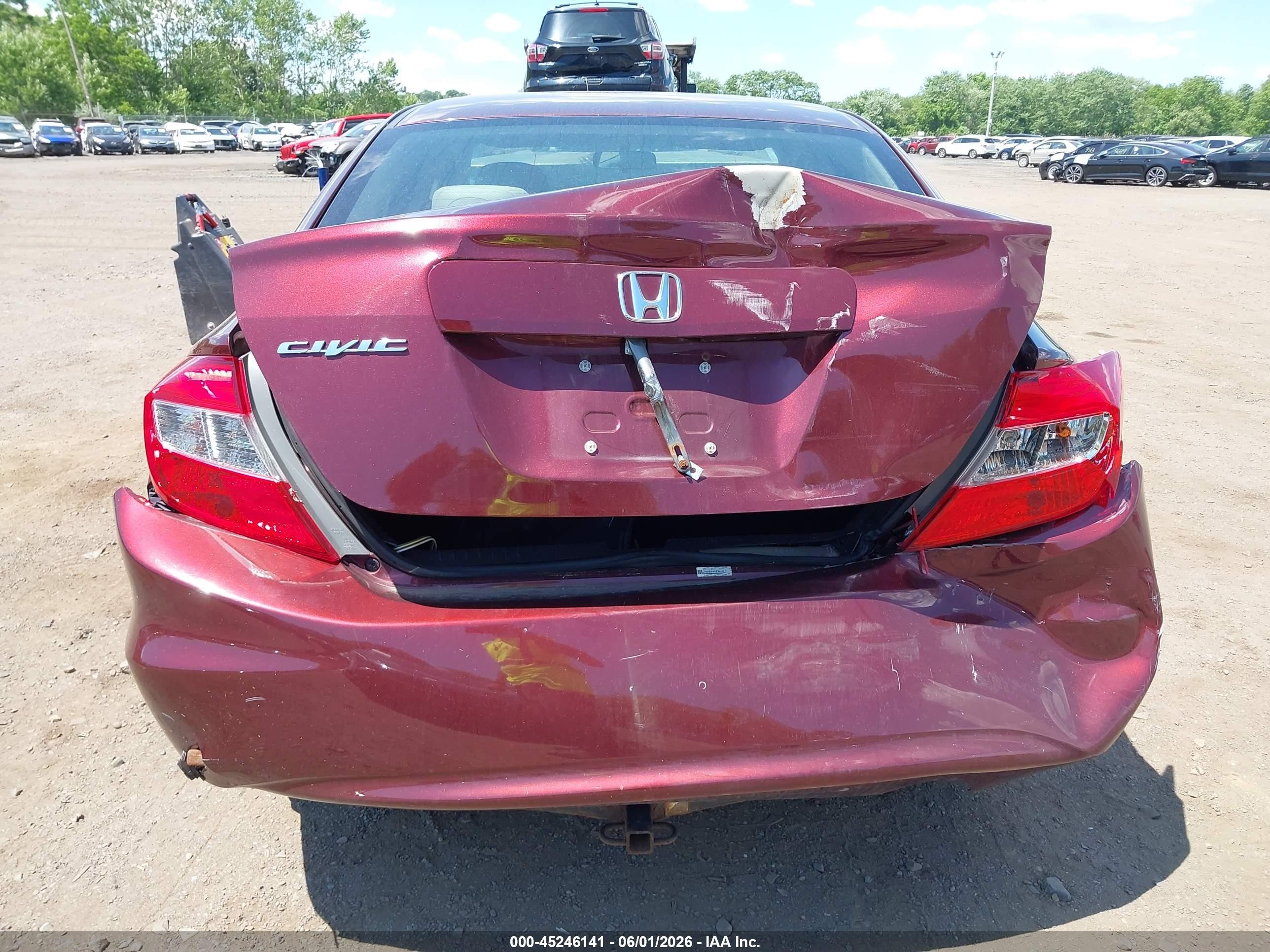 2012 Honda Civic Lx Красный vin: 19XFB2F57CE364141