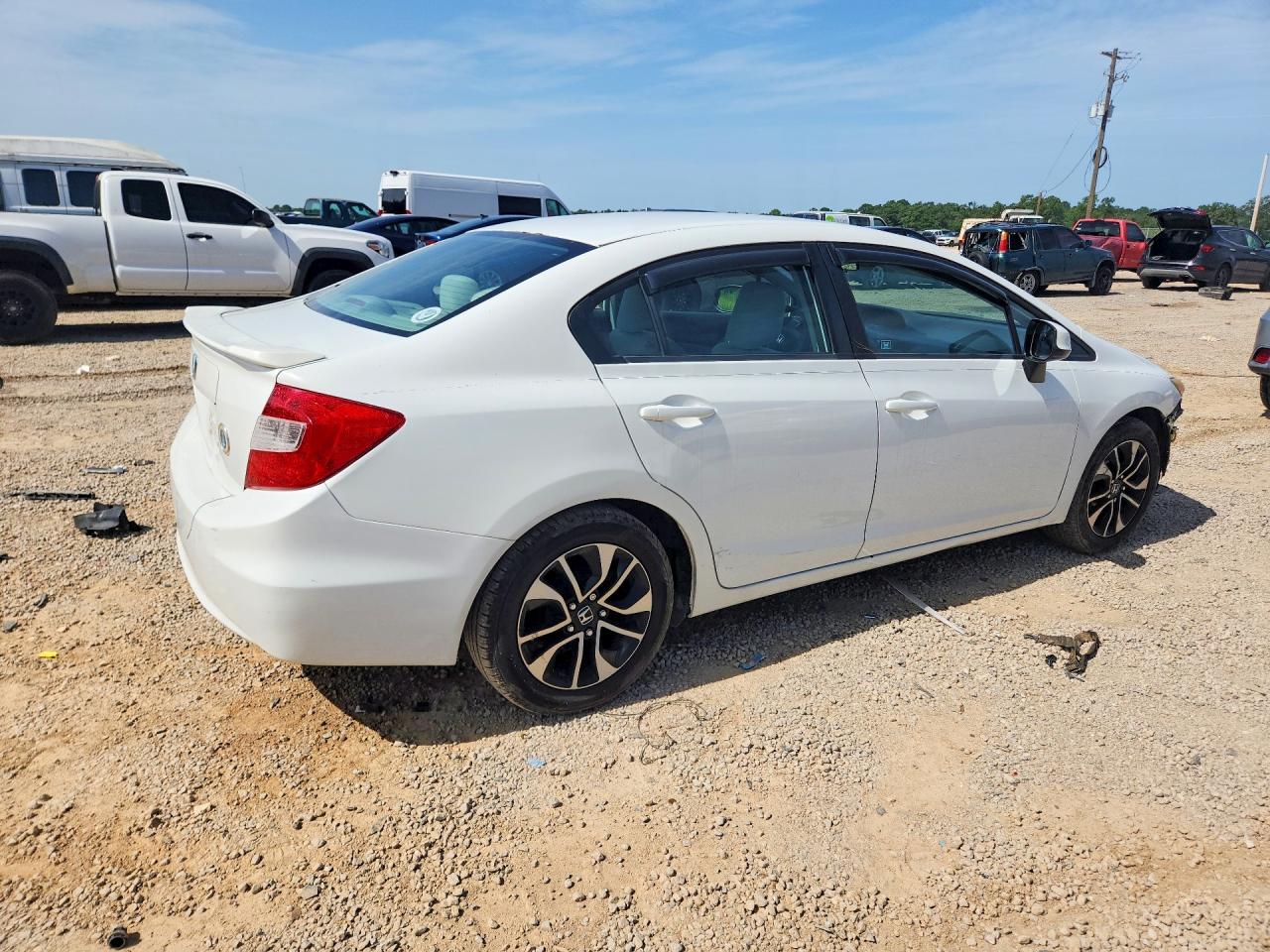 2012 Honda Civic Lx White vin: 19XFB2F57CE383188
