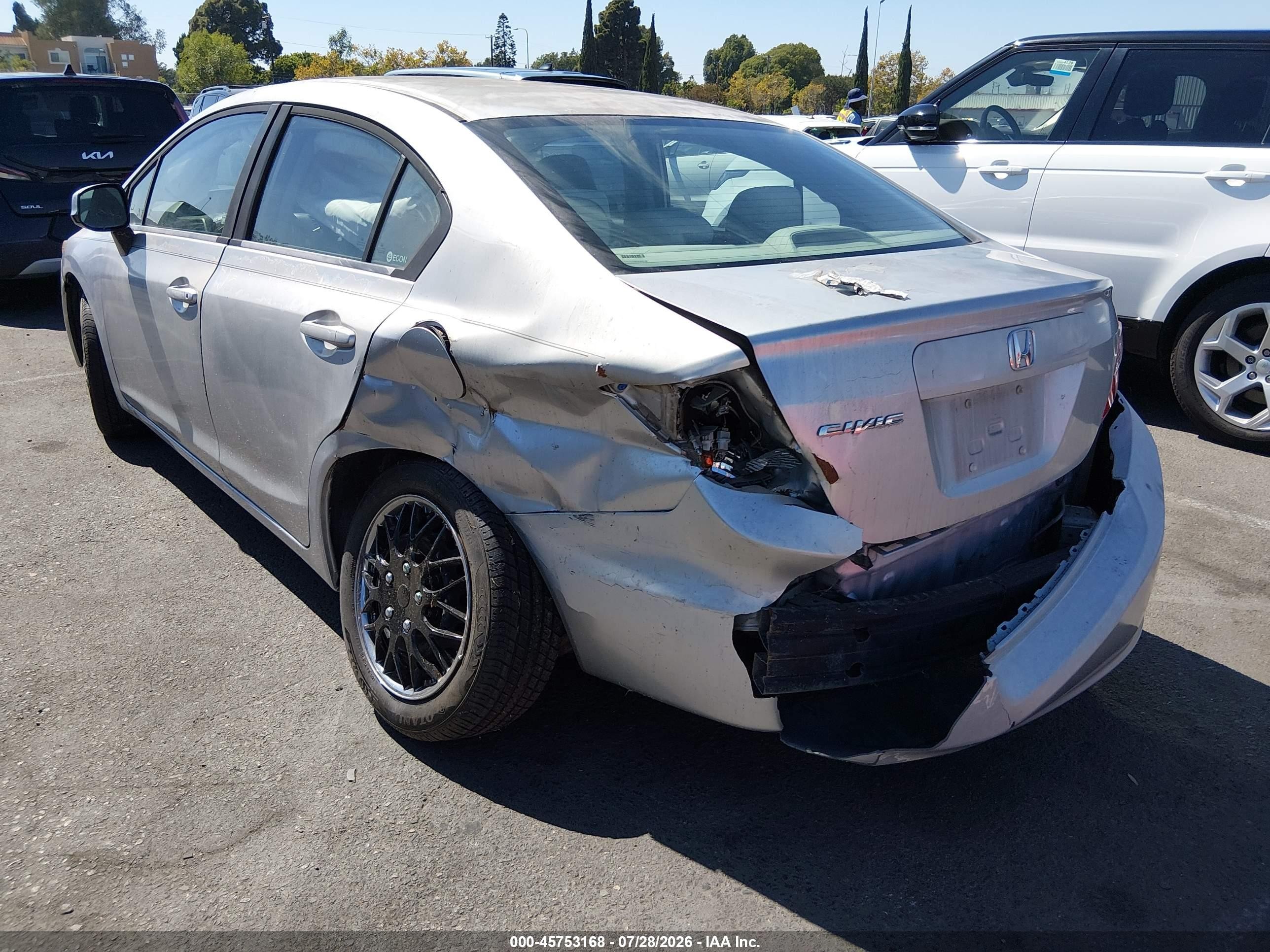 2012 Honda Civic Lx Silver vin: 19XFB2F57CE389525