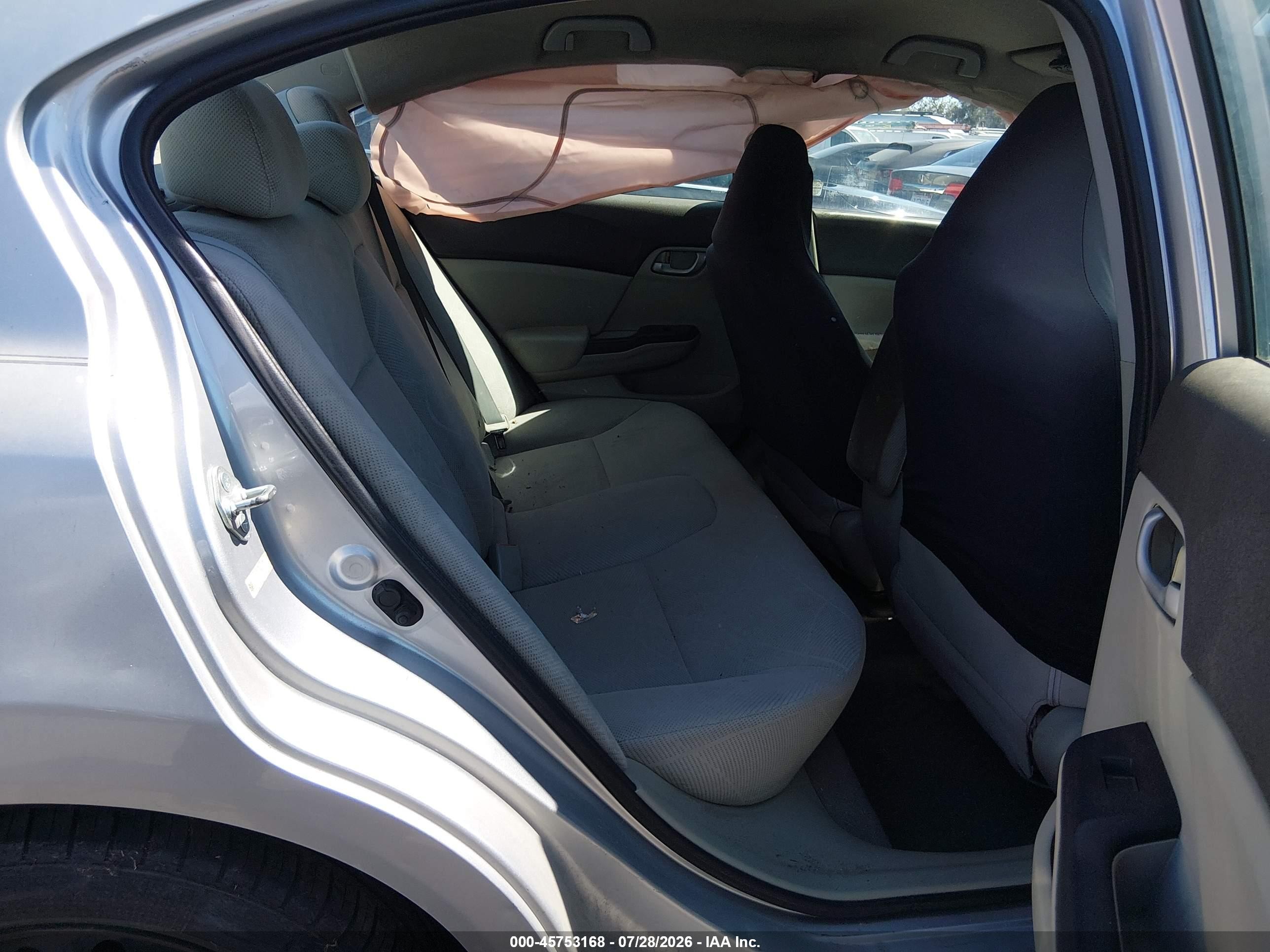 2012 Honda Civic Lx Silver vin: 19XFB2F57CE389525