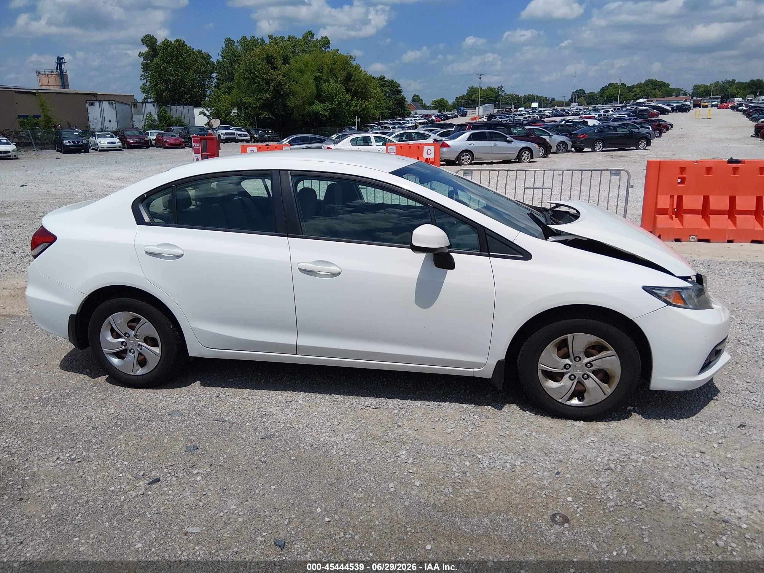 2013 Honda Civic Lx White vin: 19XFB2F57DE030208