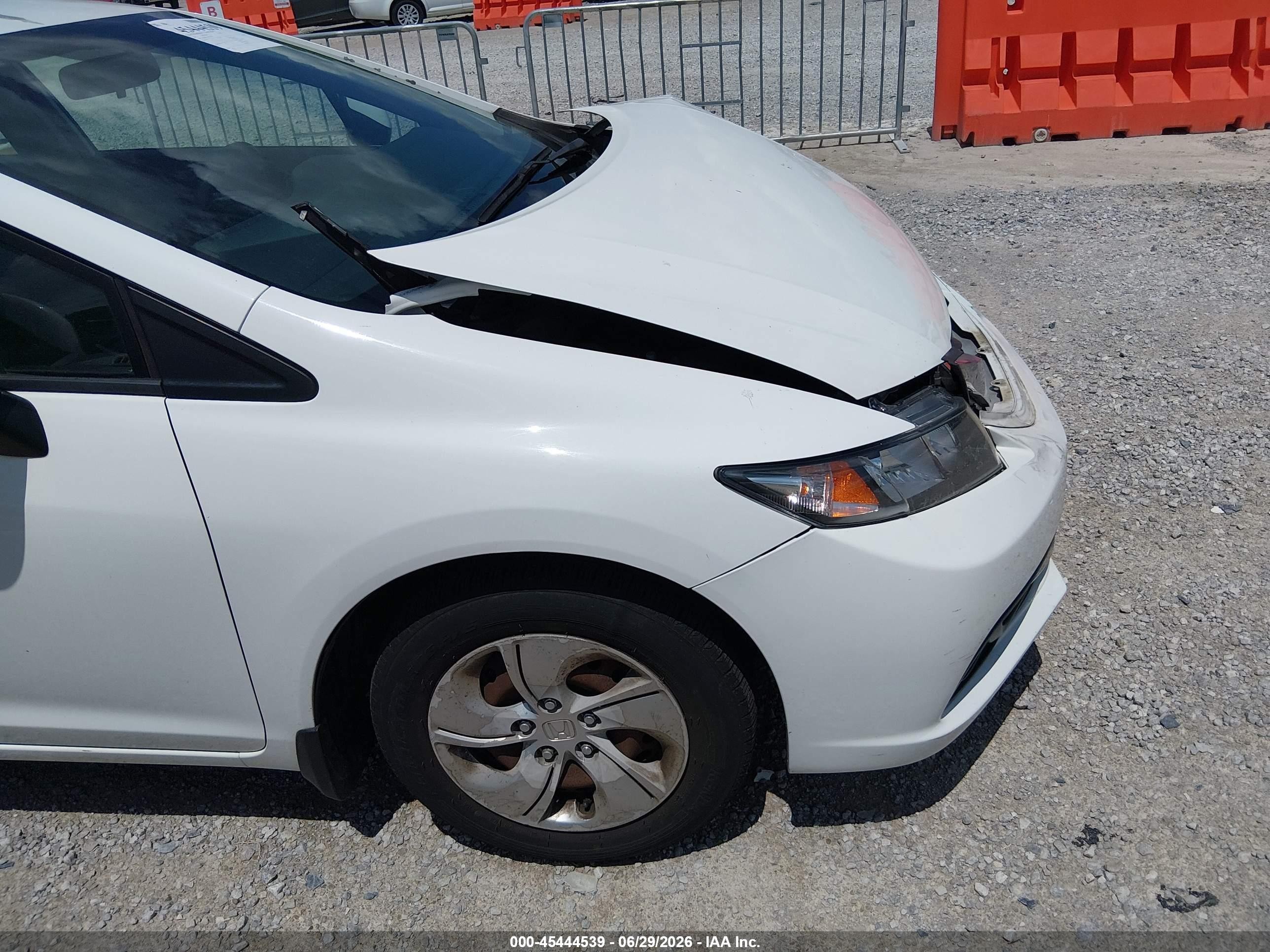 2013 Honda Civic Lx White vin: 19XFB2F57DE030208