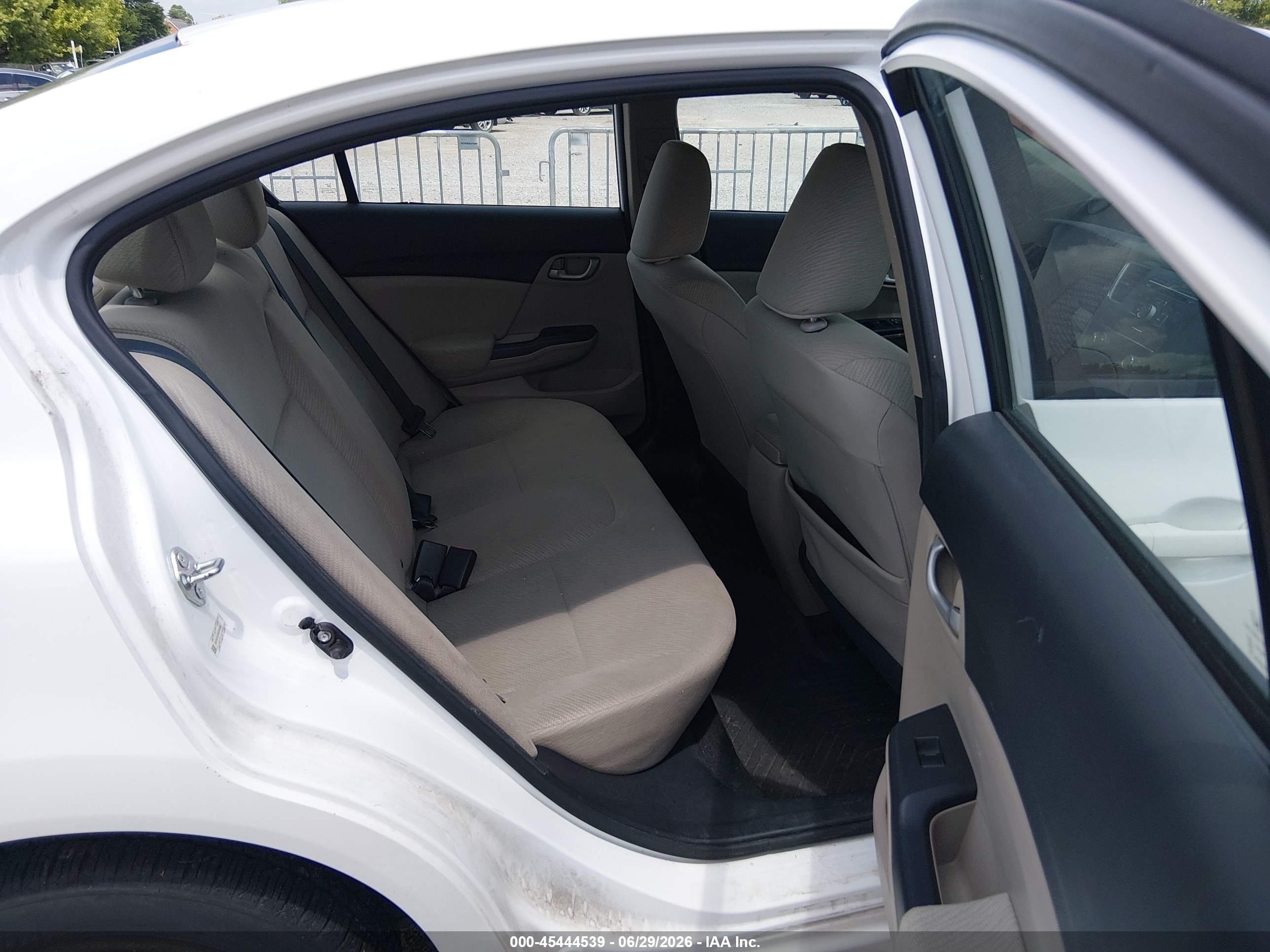 2013 Honda Civic Lx White vin: 19XFB2F57DE030208