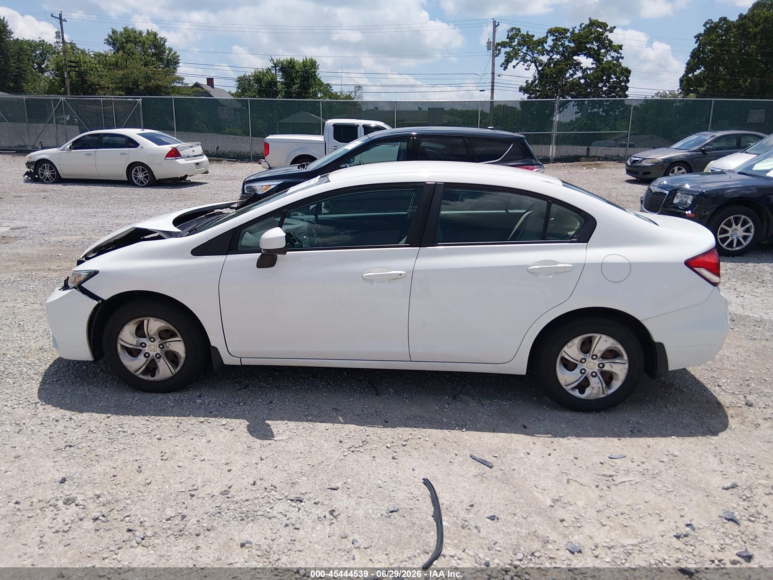 2013 Honda Civic Lx White vin: 19XFB2F57DE030208