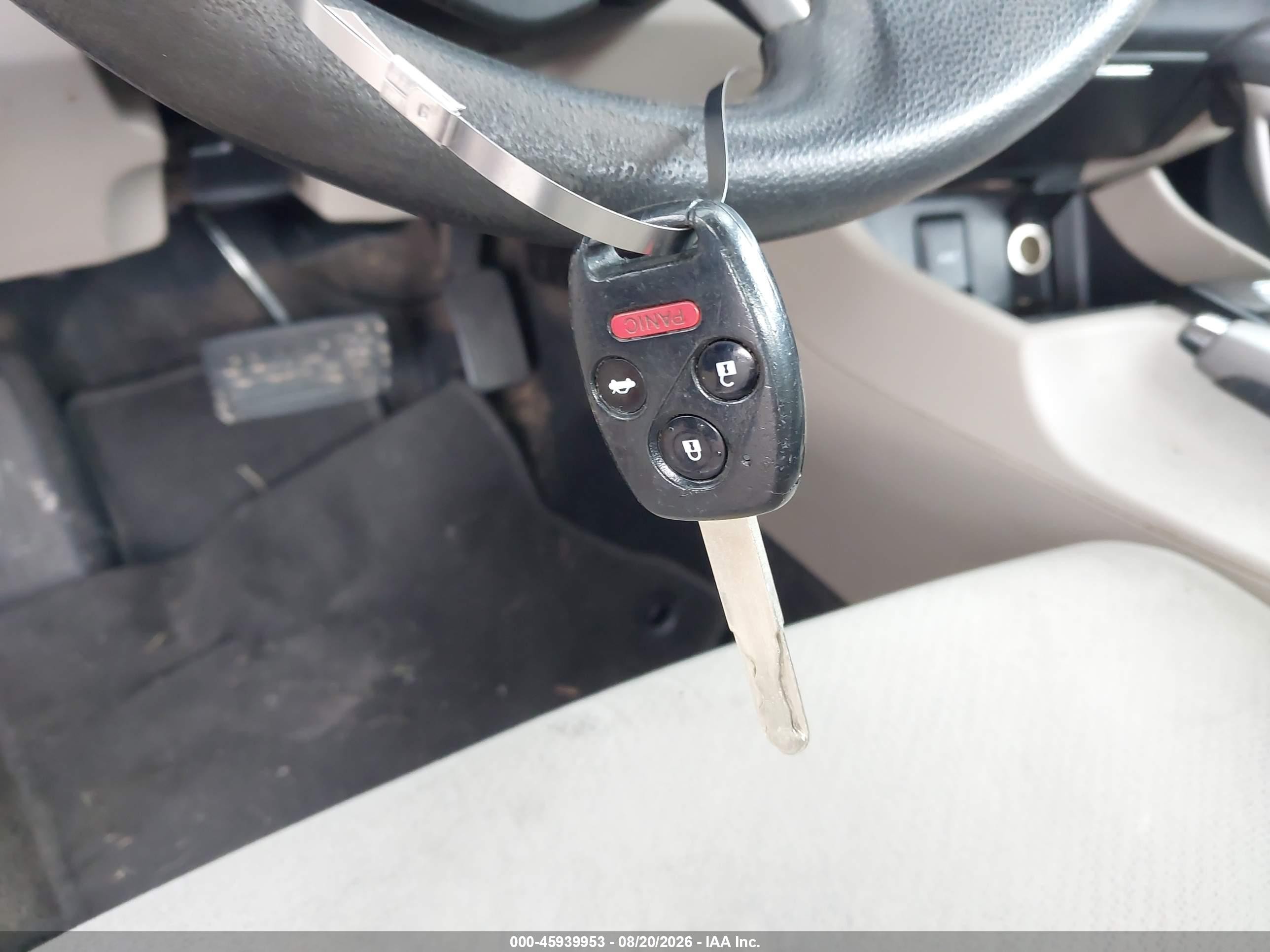 2013 Honda Civic Lx White vin: 19XFB2F57DE066285